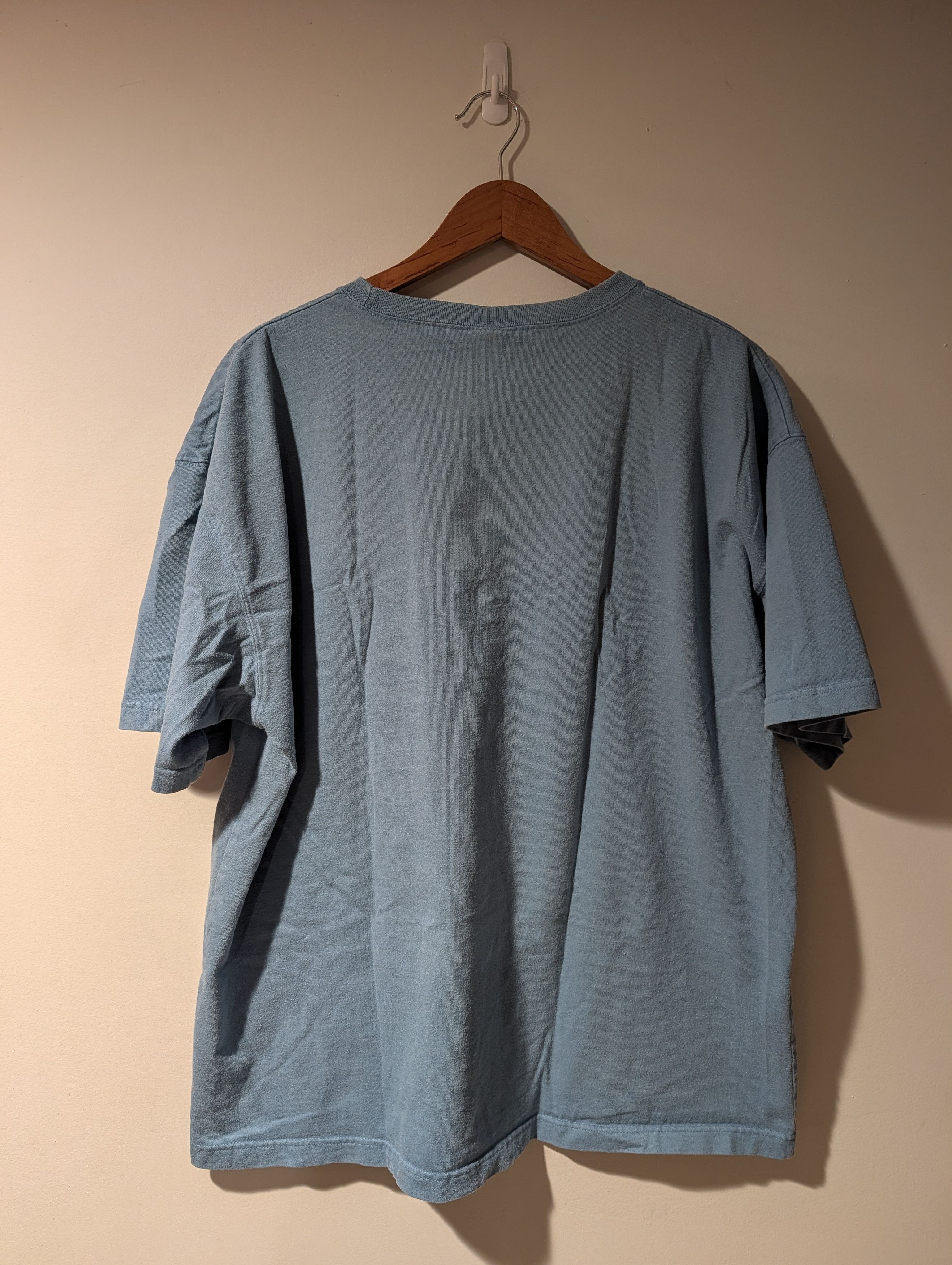 Warner Bros Vintage Warner Bros Studio Store Daffy Duck Pocket T Shirt Size US XL / EU 56 / 4 - 5 Thumbnail
