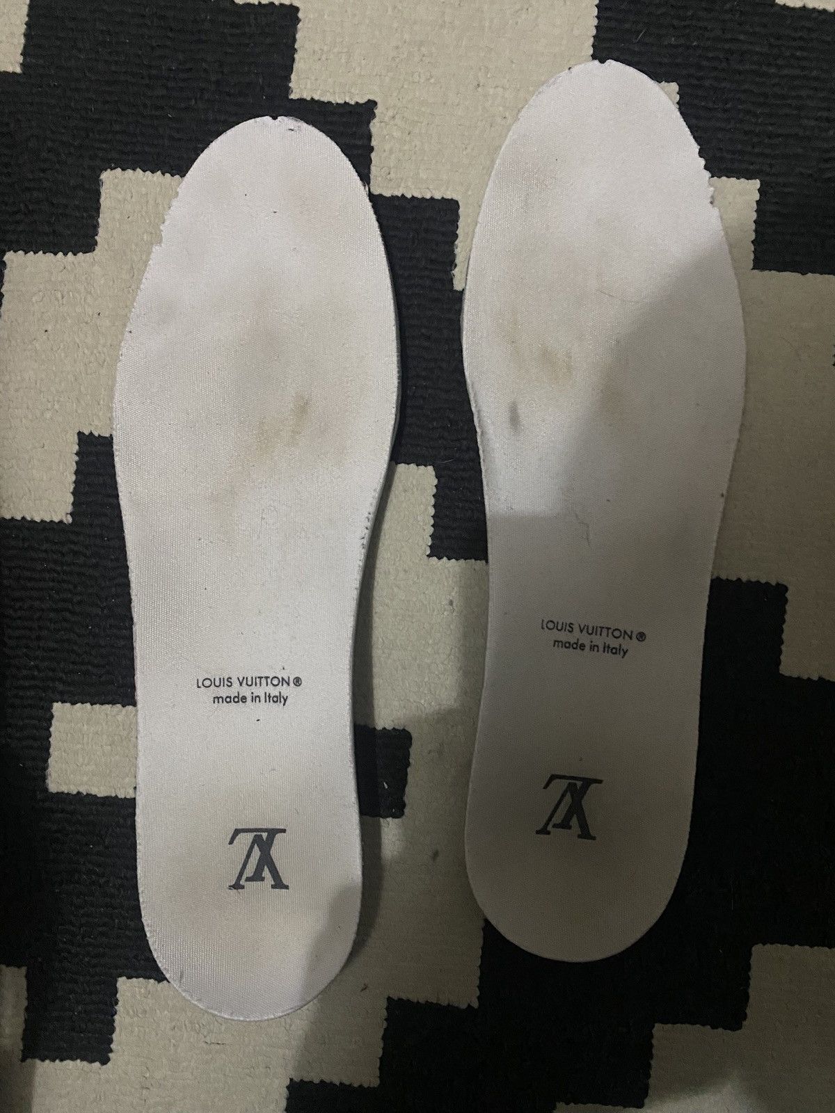 Louis Vuitton LV trainers white Size US 10 / EU 43 - 15 Thumbnail