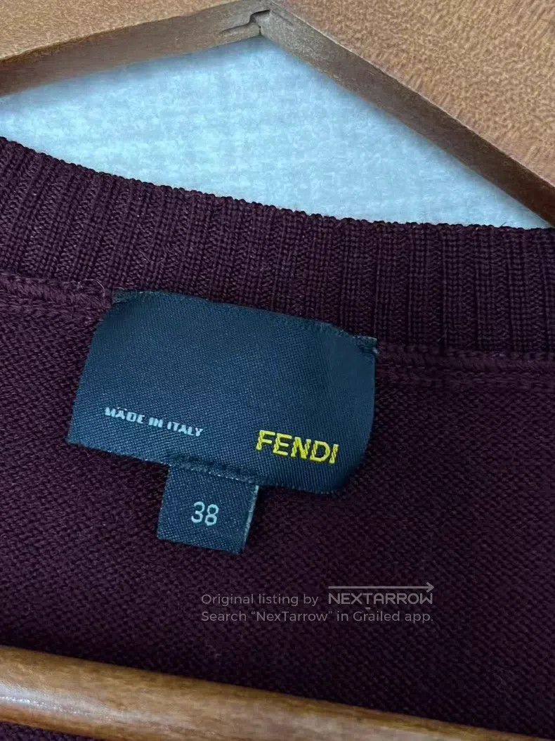 Fendi Fendi Classic fur-trimmed short-sleeve wool-knit sweater Size XS / US 0-2 / IT 36-38 - 3 Thumbnail