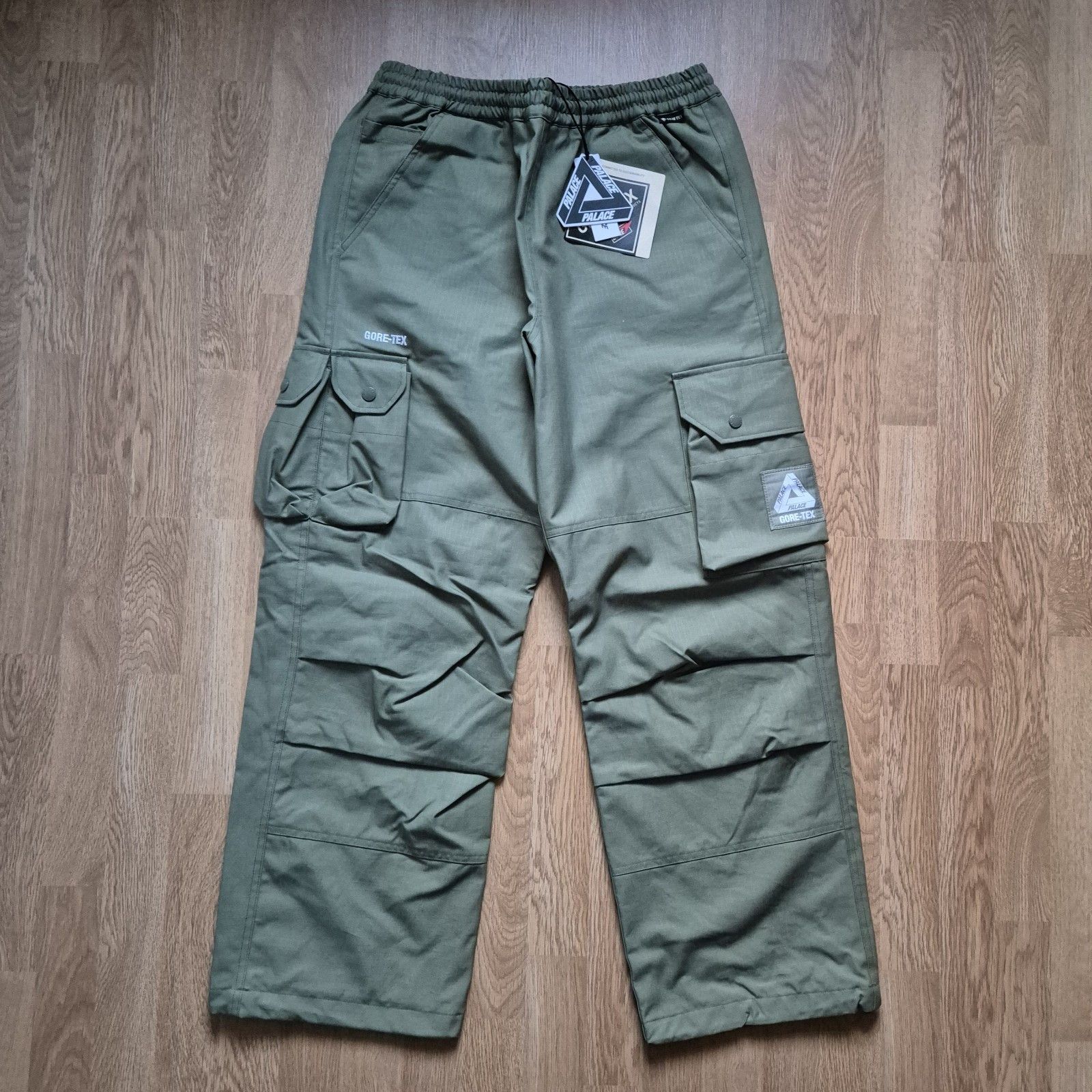 Palace Goretex Cotton RS Cargo Pant Olive Brand New FW23