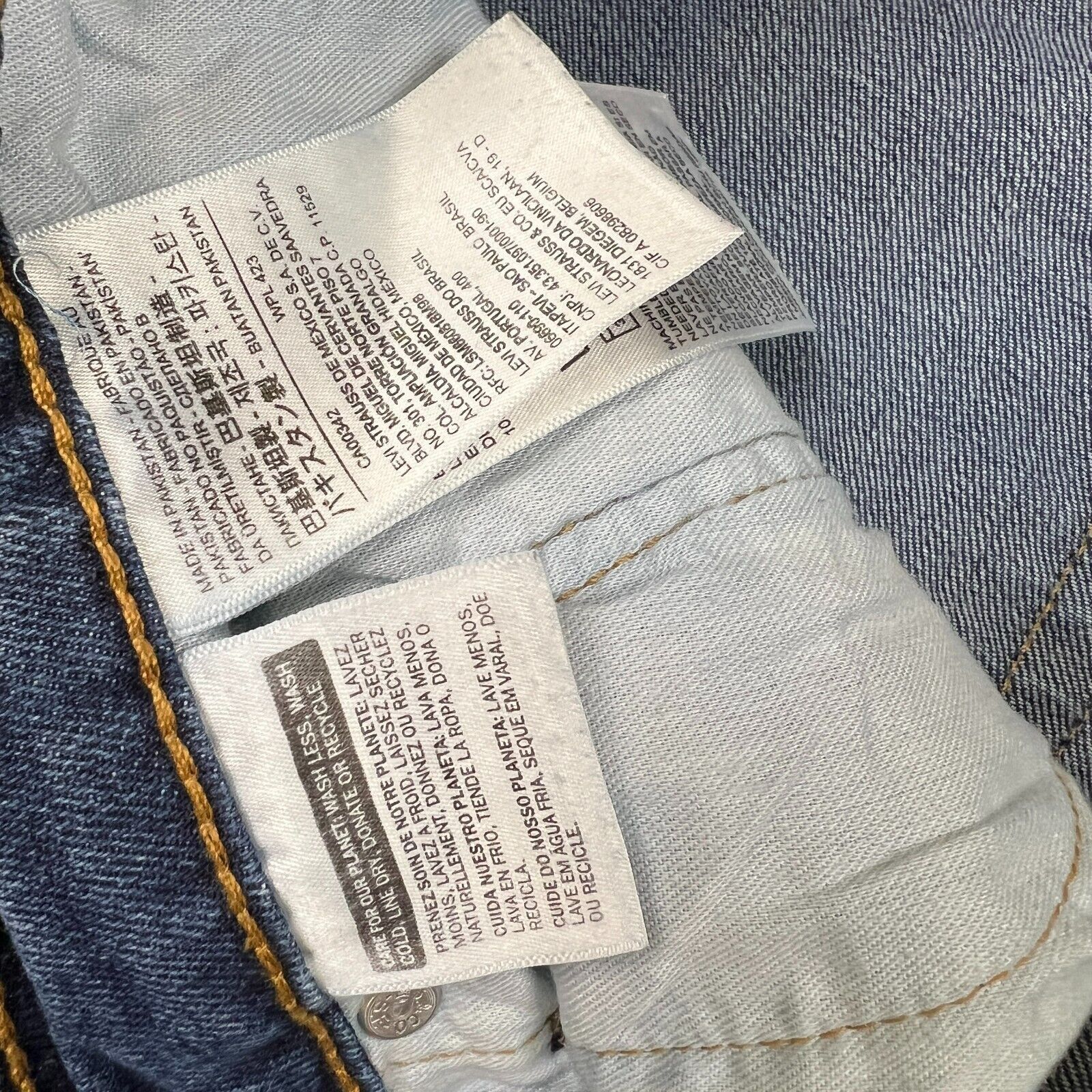 Levi's × Vintage Levi's 505 Jeans 36x26 Regular Fit Straight Leg Denim Pant Size US 36 / EU 52 - 8 Thumbnail