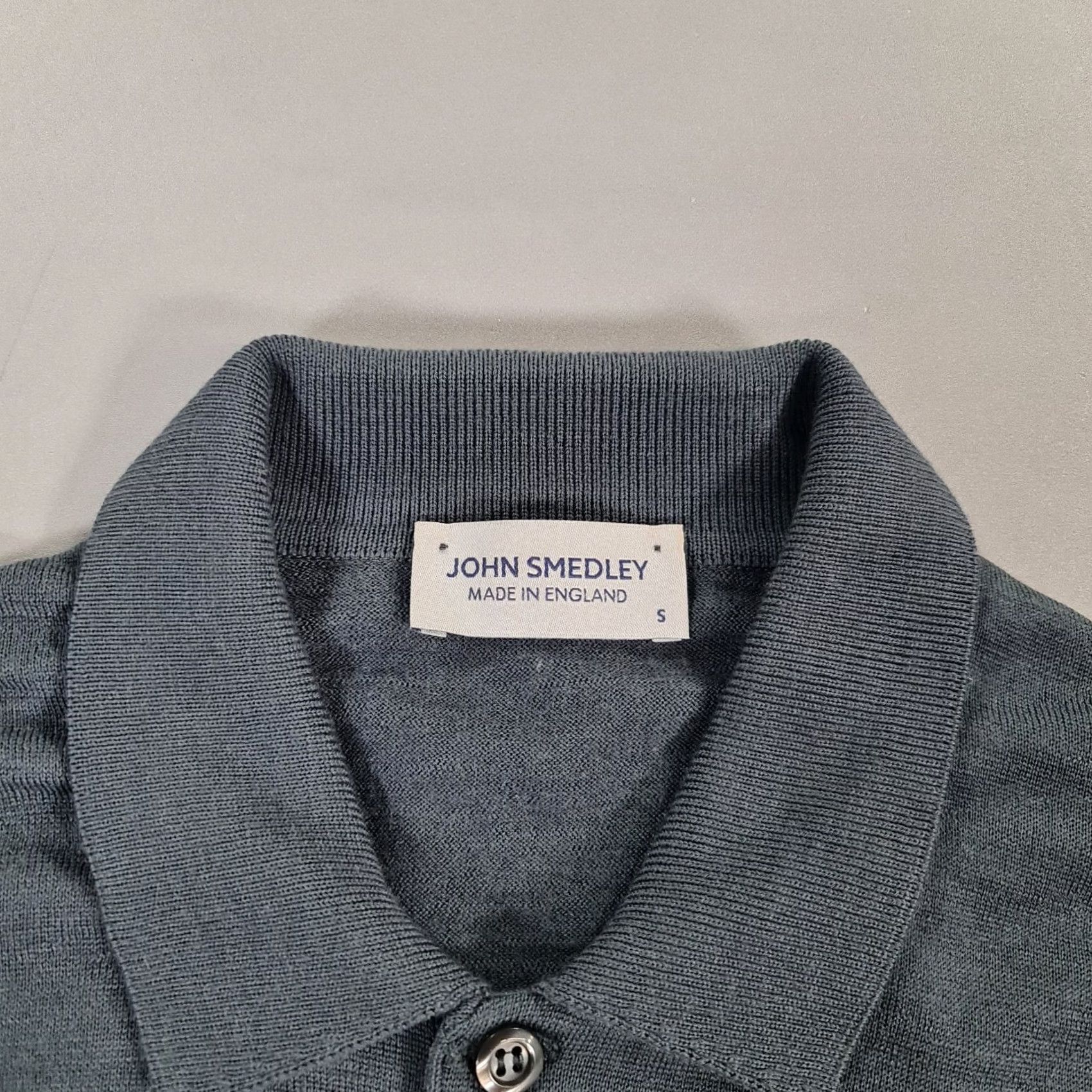 John Smedley VINTAGE? No. Size US S / EU 44-46 / 1 - 3 Thumbnail