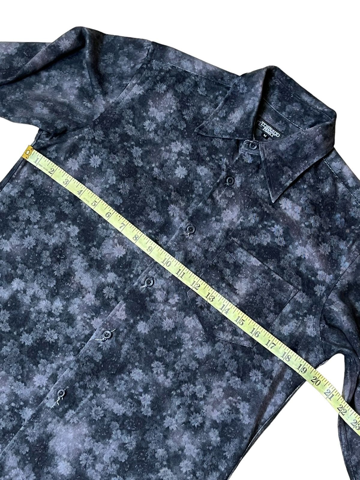 Tornado Mart VINTAGE TORNADO MART SPLASH BLEACH BUTTON UPS DENIM SHIRT Size US M / EU 48-50 / 2 - 8 Thumbnail