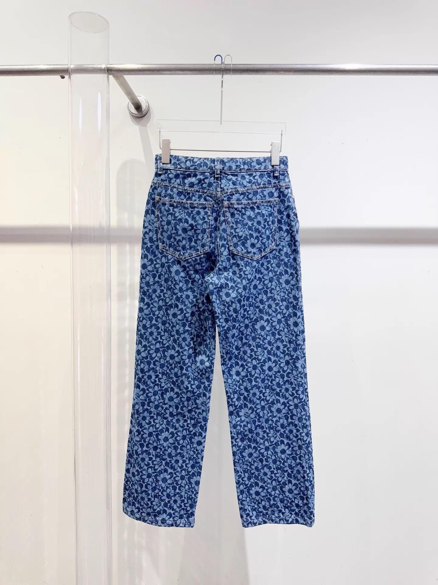 Chanel Chanel 24B Camellia Women's High-Waist Jeans 34 Size 25" / US 0 / IT 36 - 4 Thumbnail