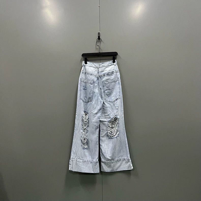 Givenchy Givenchy Size24 SS22 Washed Hole Mid-Rise Jeans Size US 29 - 2 Thumbnail