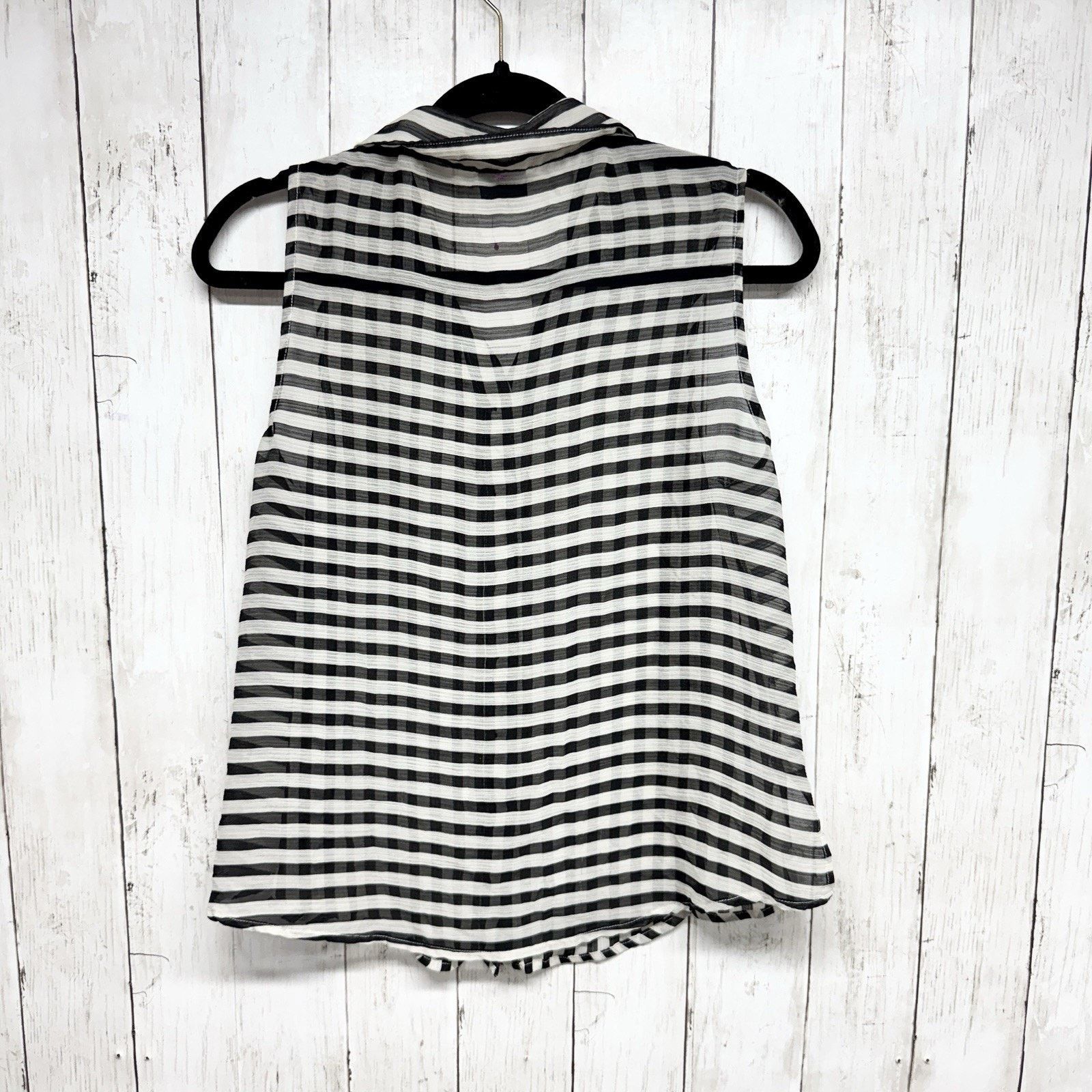Other Sparkle & Fade Shirt Sz Small Sleeveless Button Up Blouse Size S / US 4 / IT 40 - 5 Thumbnail