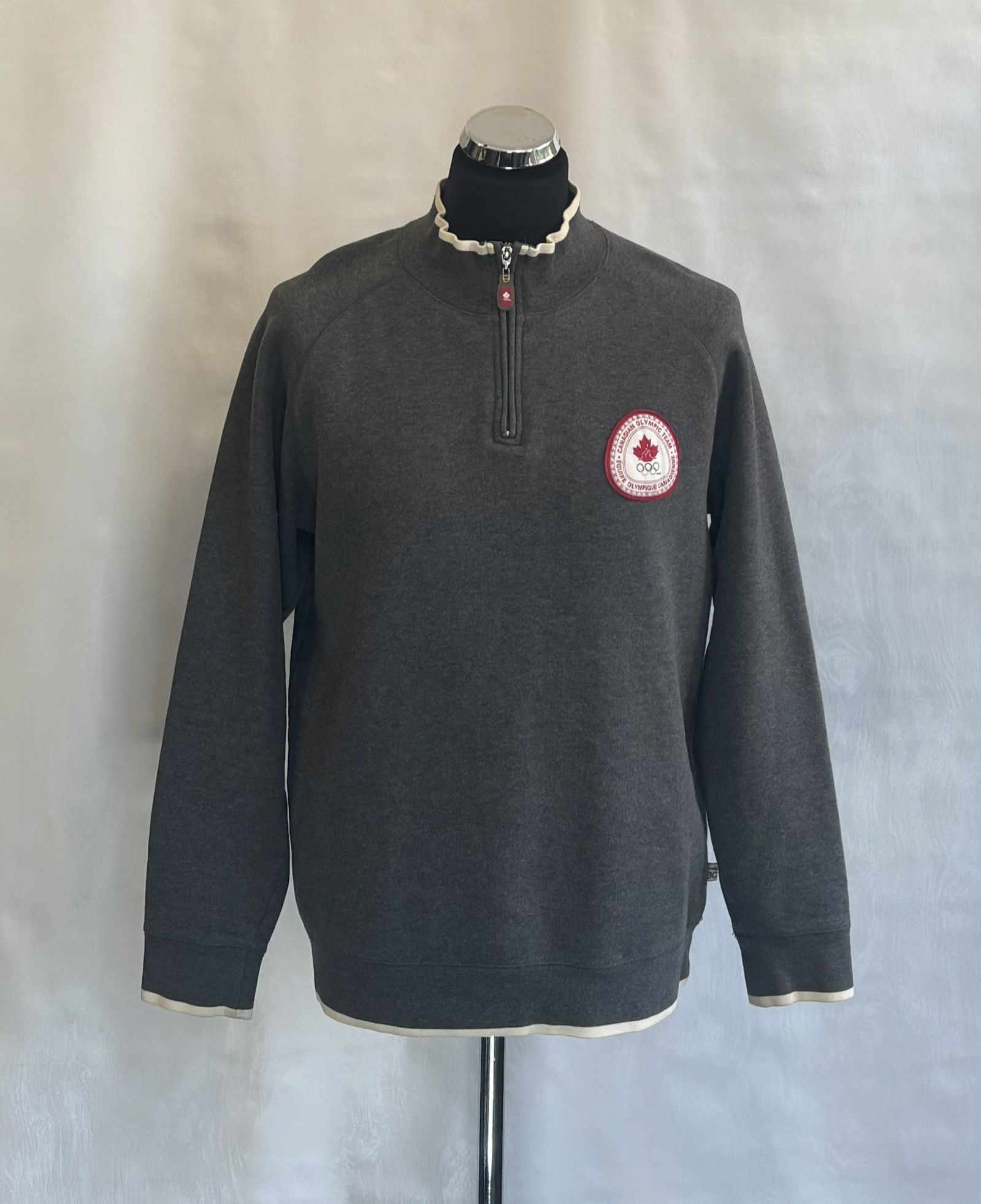 Other 1/4 zip sweatshirt Canada Olympic Team 2006 HBC size. M Size US M / EU 48-50 / 2 - 1 Thumbnail