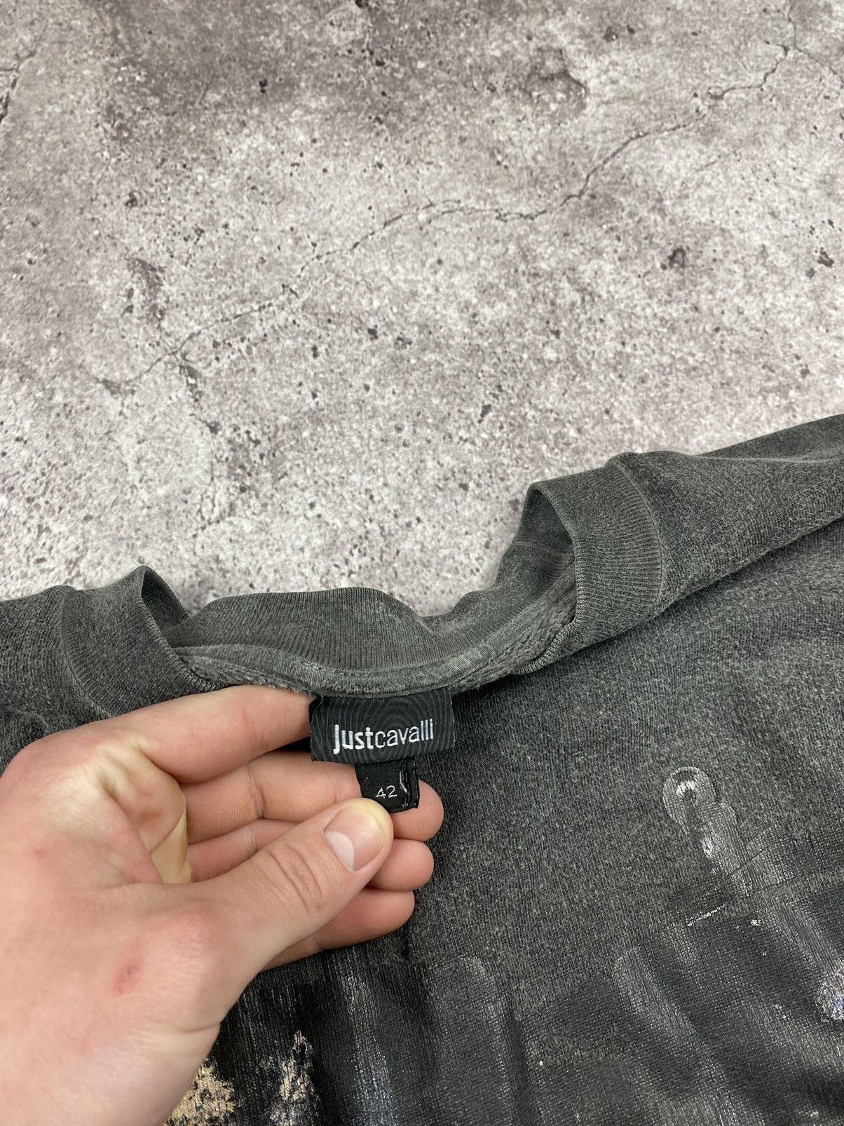 Japanese Brand × Just Cavalli × Vintage 90's Cavalli Contrast Graphic Sweatshirt Japan washed gray Size US L / EU 52-54 / 3 - 3 Thumbnail