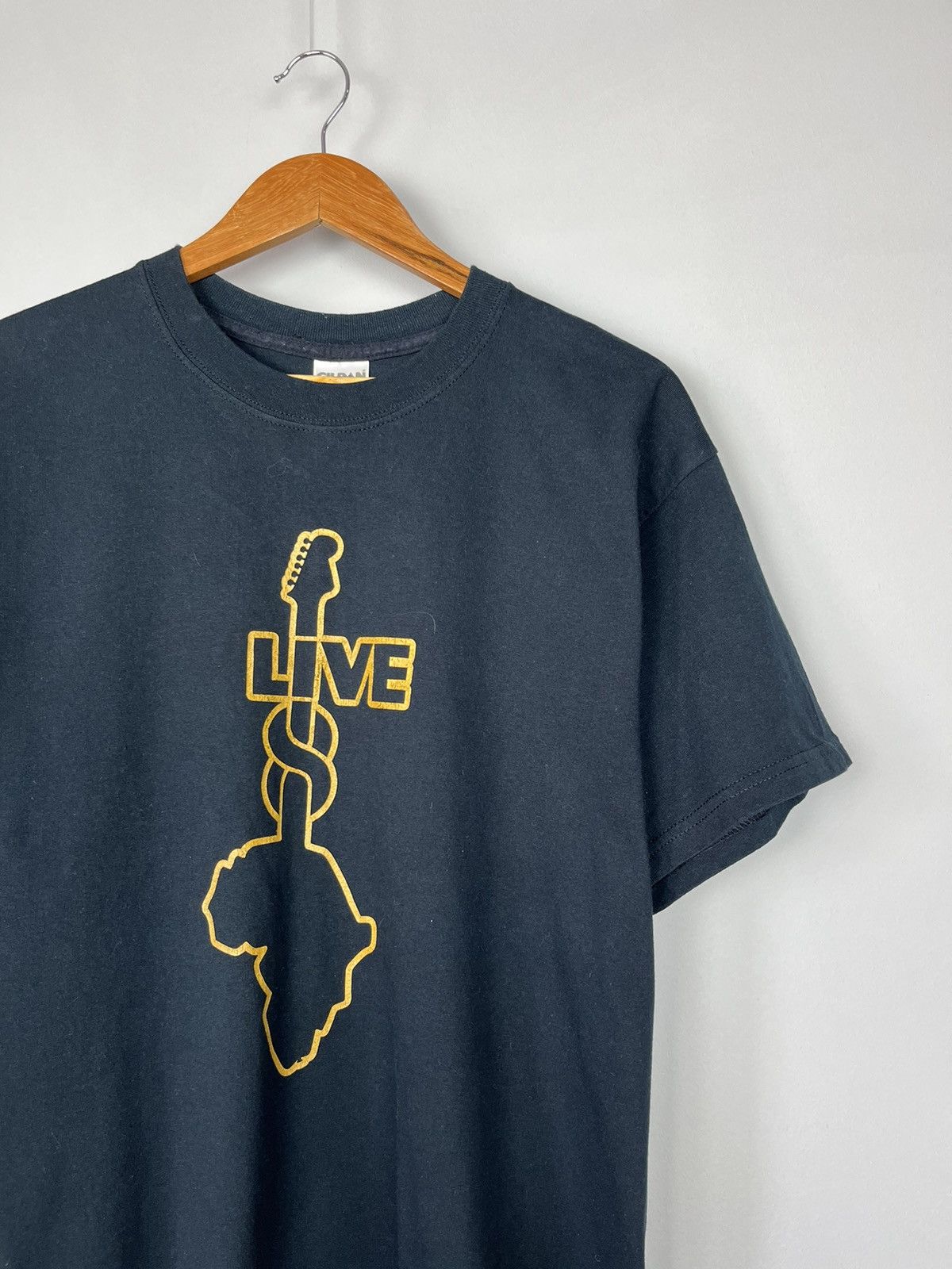 Band Tees × Vintage Live Aid Vintage Y2K Tour 2000s Tee Shirt Size US L / EU 52-54 / 3 - 3 Thumbnail