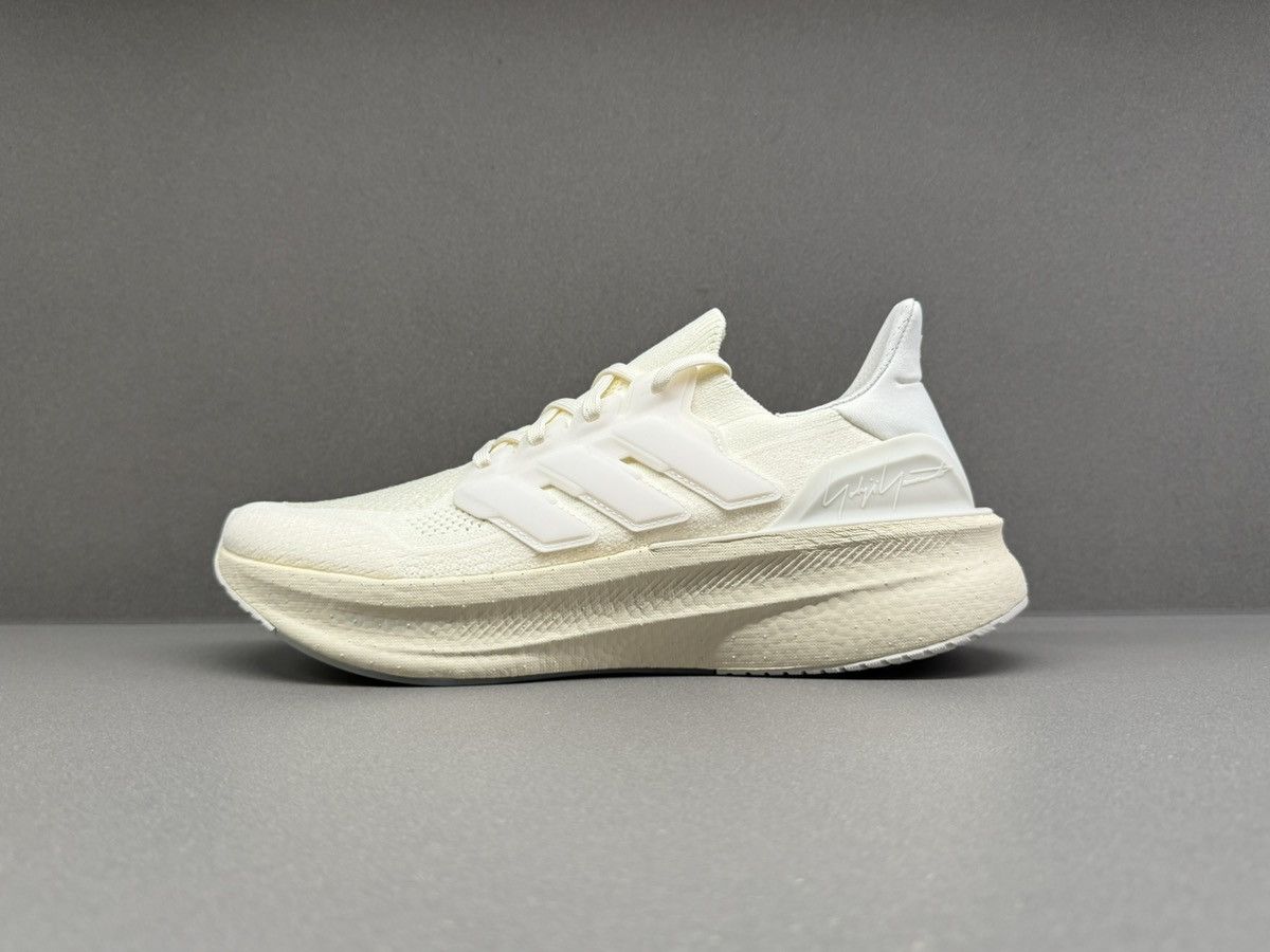 Y-3 Adidas Y-3 Ultra Boost 5 Off White Wonder White Size US 10 / EU 43 - 6 Thumbnail