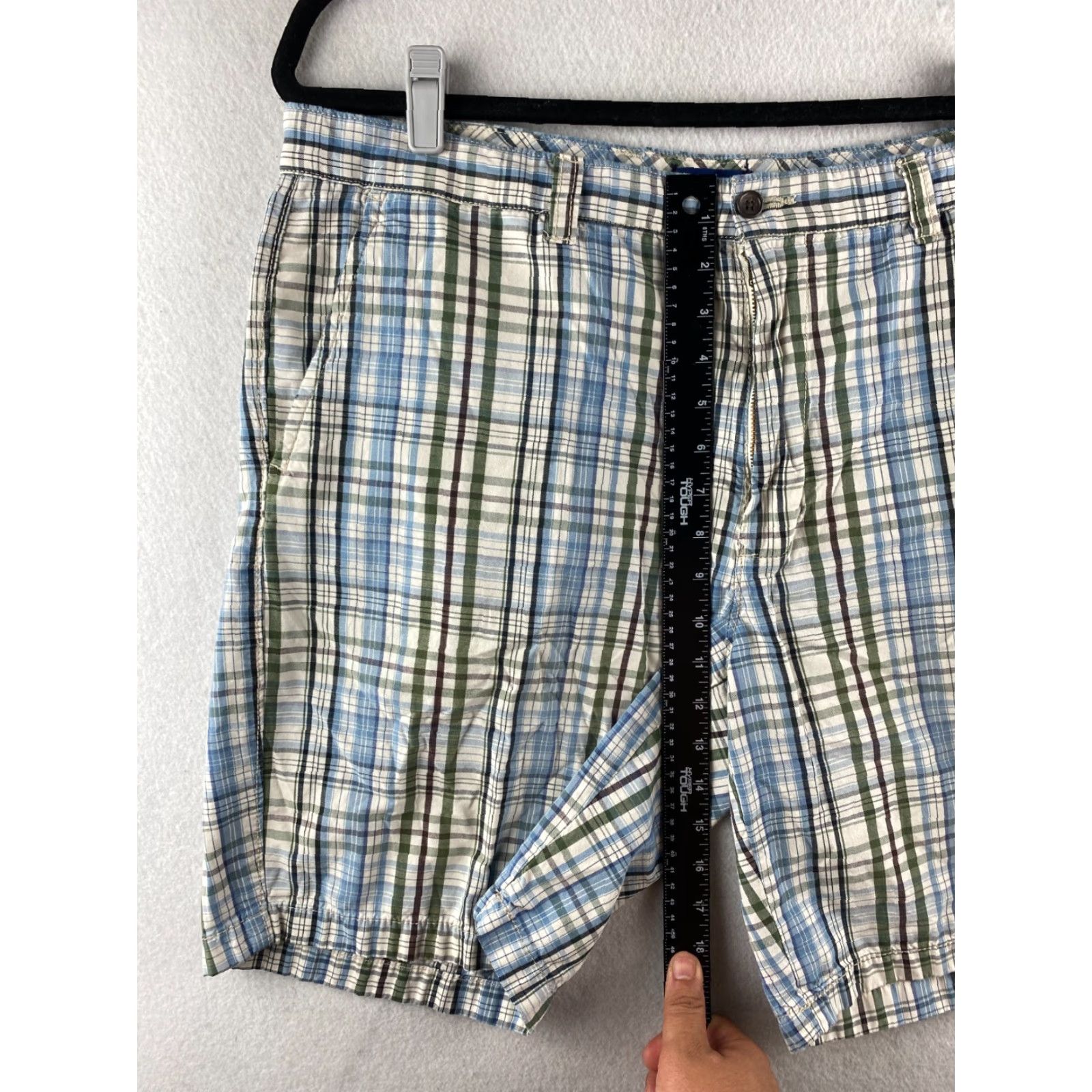 Club Room Club Room Shorts Mens 36 Multicolor Plaid Chino Flat Front Pockets Button Khaki Shorts Size US 36 / EU 52 - 4 Thumbnail