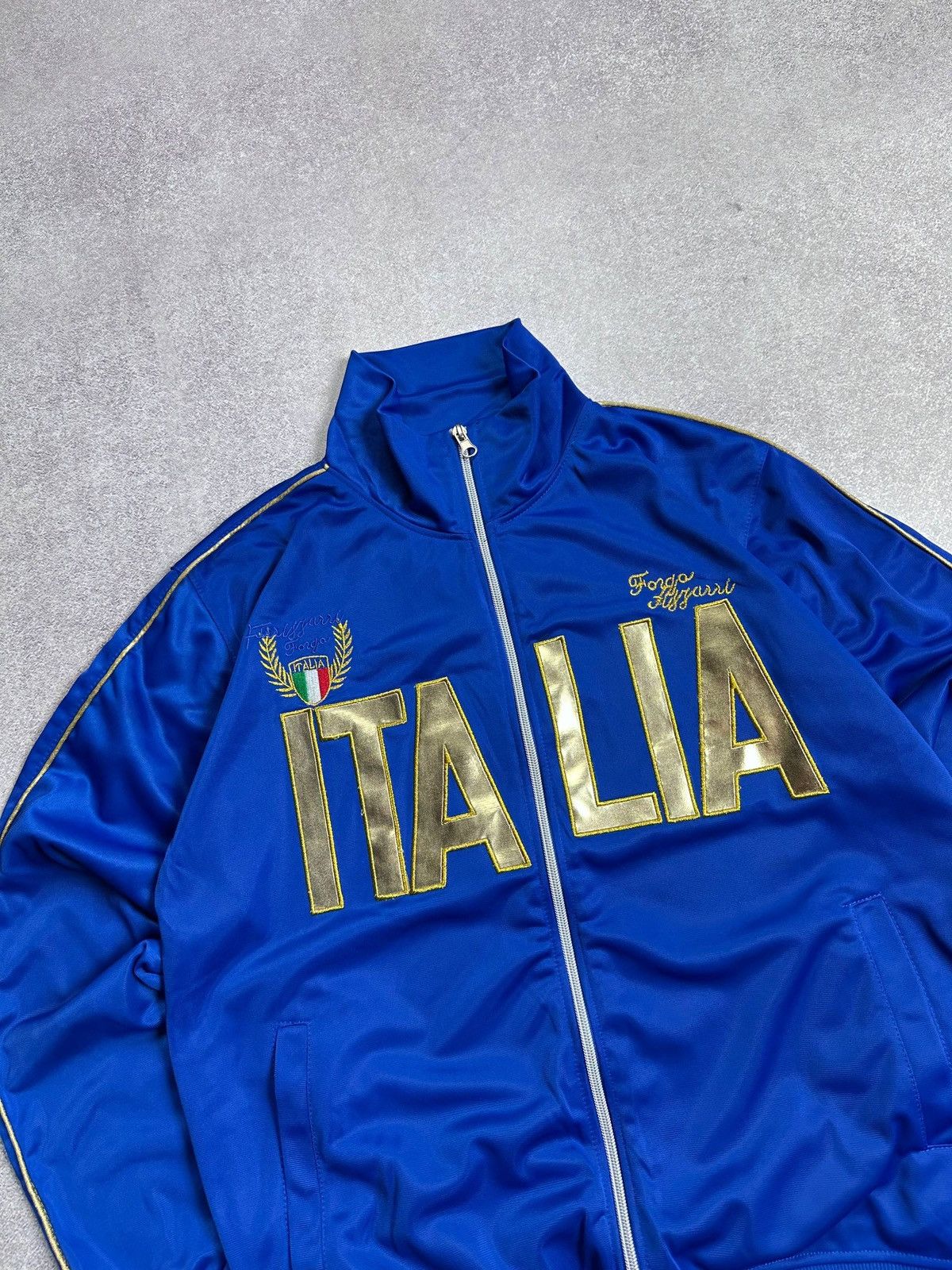 Vintage Vintage Italy Y2K Flared Tracksuit M Size US S / EU 44-46 / 1 - 4 Thumbnail