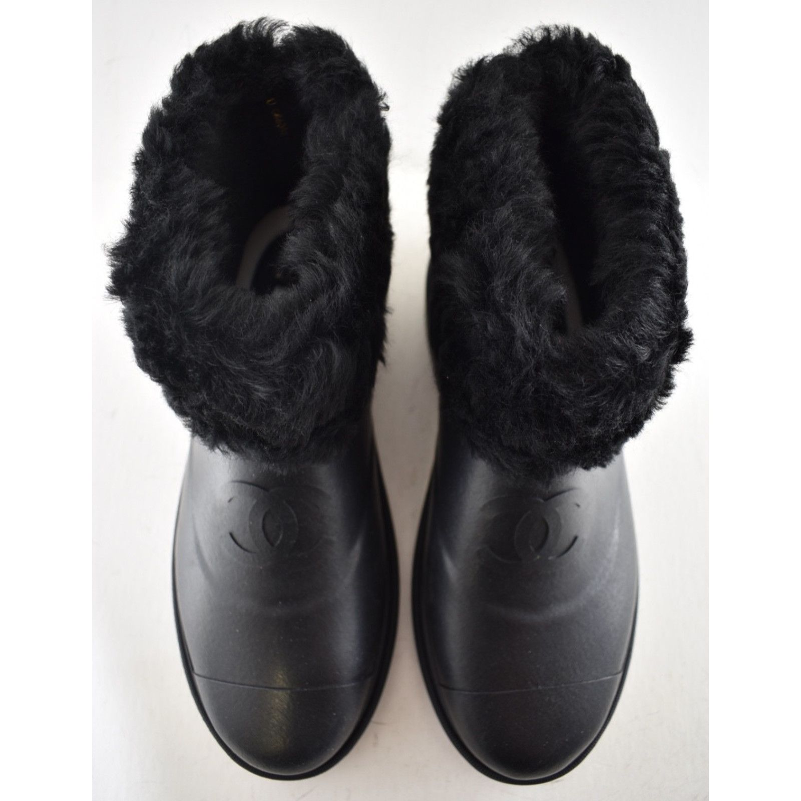 Chanel Chanel Black Shearling Rubber CC Ankle Rain Boots 40 Size US 10 / IT 40 - 9 Thumbnail
