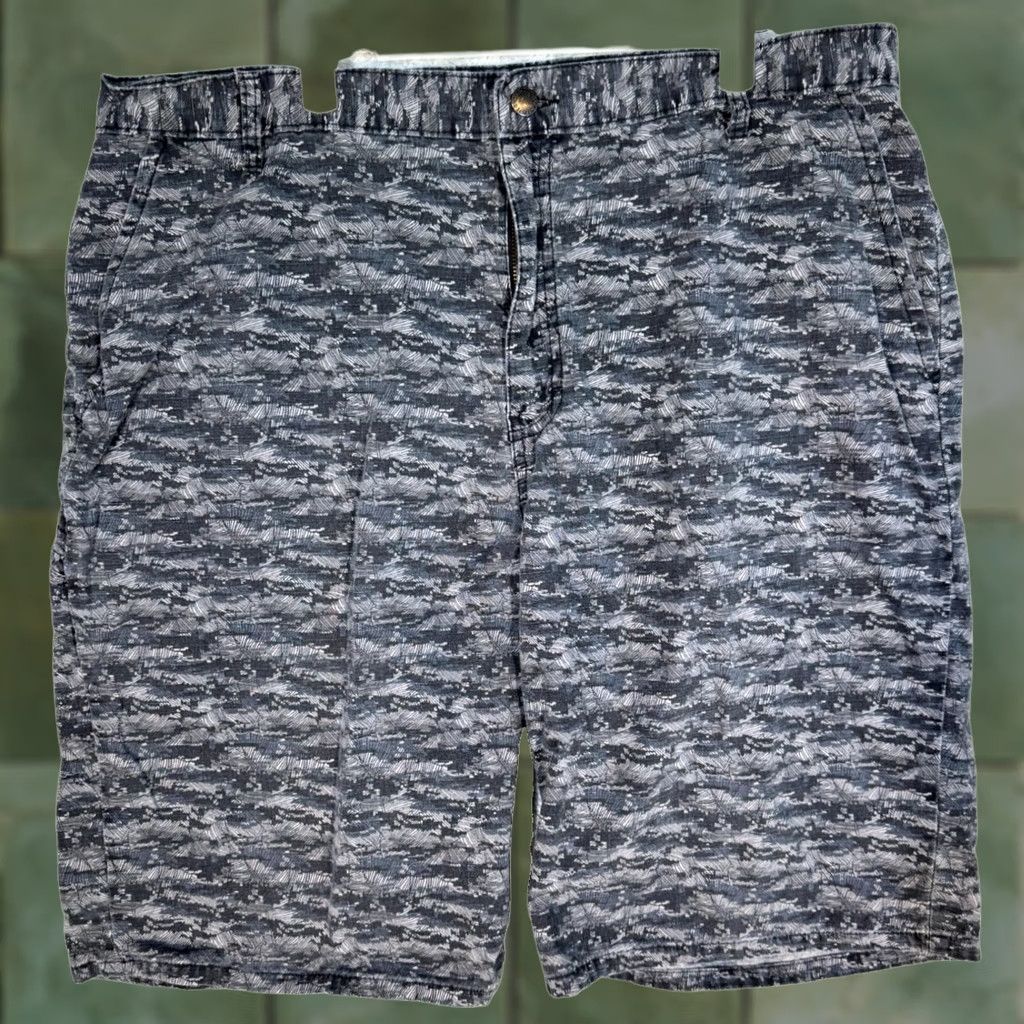 Dickies Dickies Shorts Mens 40 Black Camouflage Cotton Flat Front Ripstop Shorts M2069 VINTAGE-style not Size US 40 / EU 56 - 1 Thumbnail