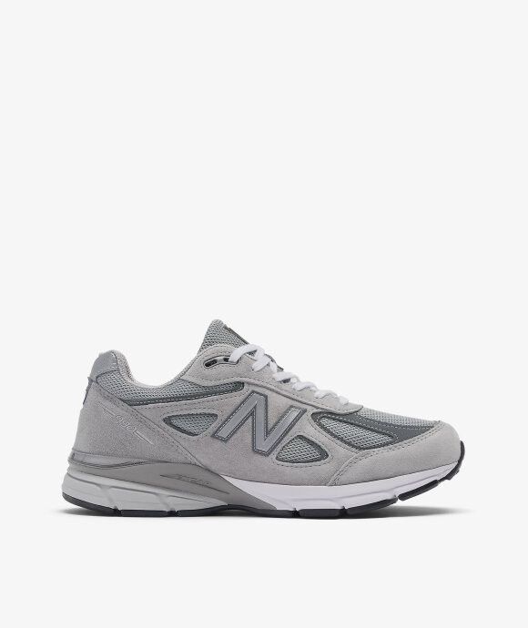 New Balance o1s22i1n1124 990V4 Sneakers in Grey Size US 9 / EU 42 - 1 Thumbnail