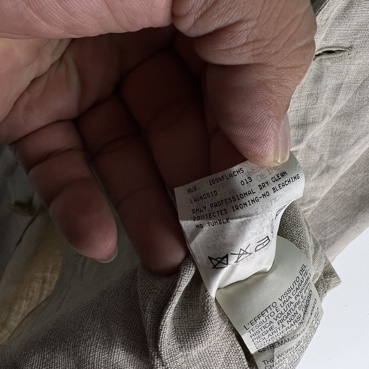 Armani Collezioni 🔥VINTAGE CHORE JACKET ARMANI COLLEZIONI MADE IN ITALY Size US M / EU 48-50 / 2 - 11 Thumbnail