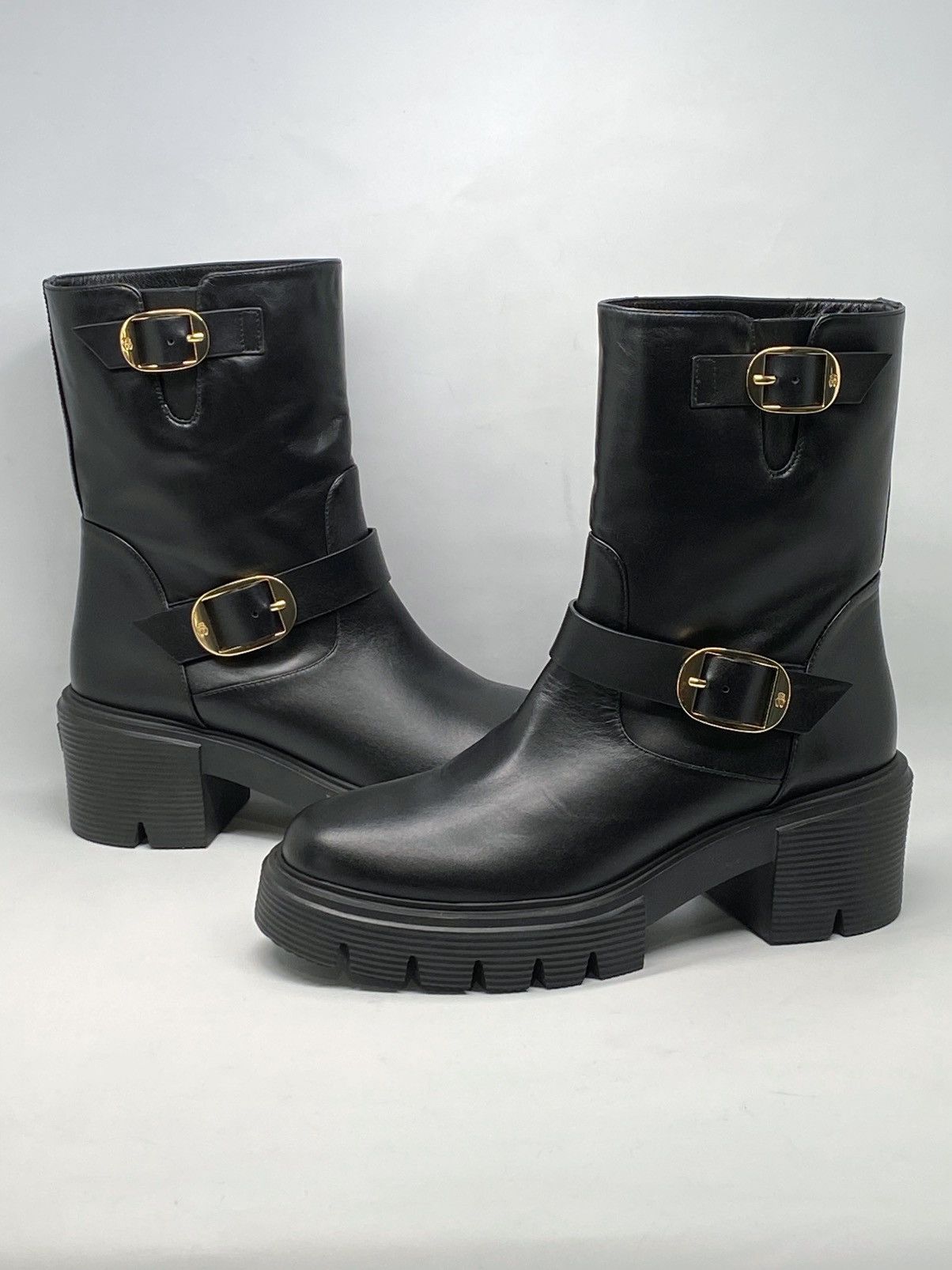 Stuart Weitzman Stuart Weitzman Soho Moto Buckle Booties size 9.5 Size US 9.5 / IT 39.5 - 11 Thumbnail
