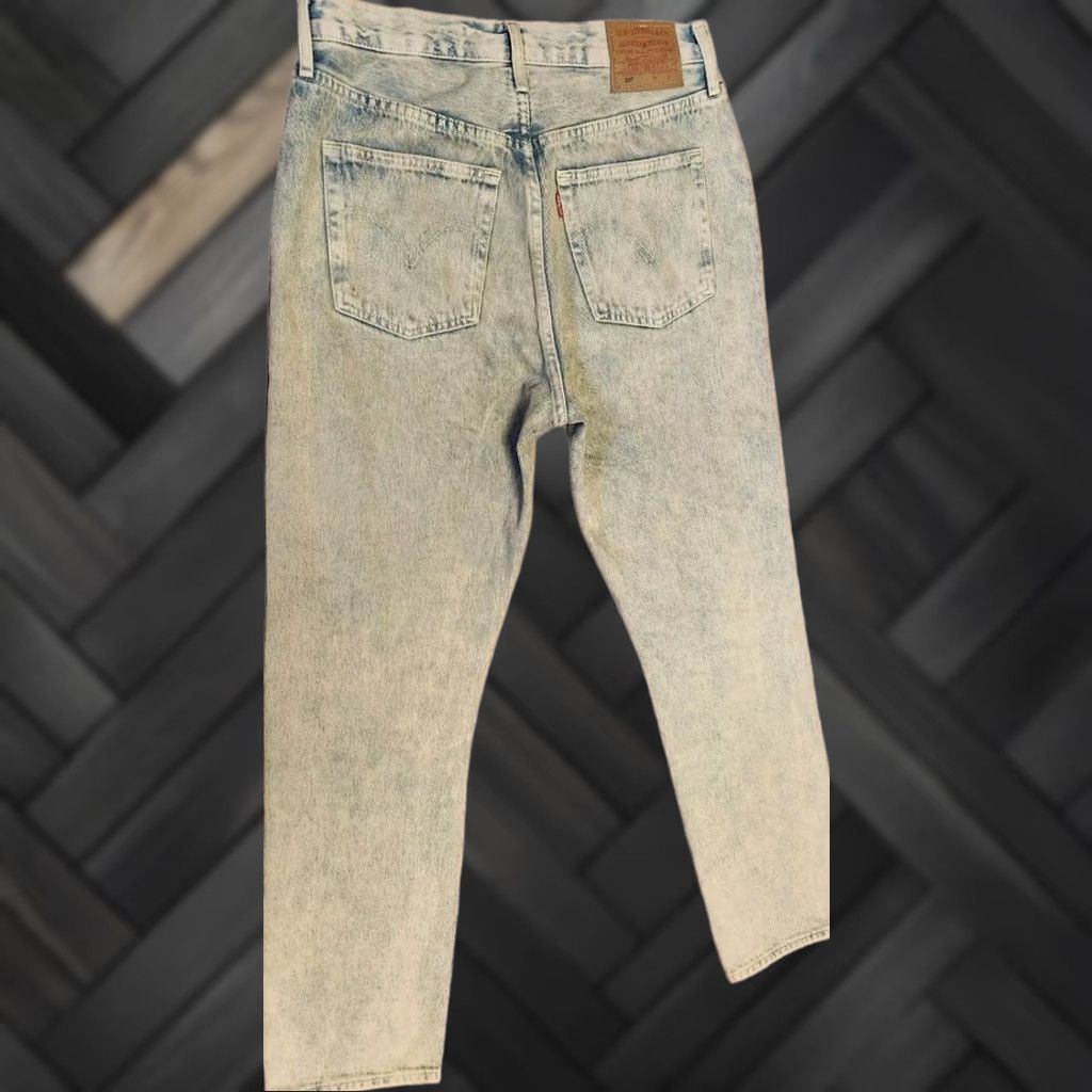 Levi's VINTAGE Levi's 501 Jeans Men's 28x30 Blue Denim Acid Wash Button Fly Pants Size US 28 / EU 44 - 1 Thumbnail
