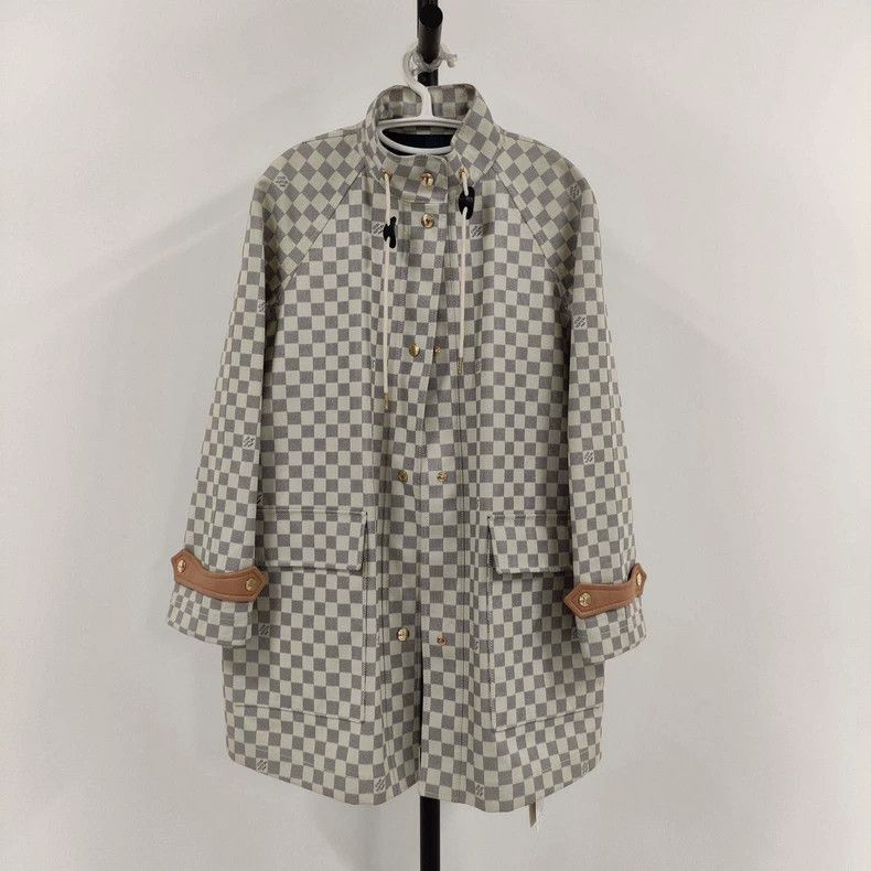 Louis Vuitton Louis Vuitton Checkerboard storm jacket Size XXS / US 00 / IT 34 - 1 Thumbnail