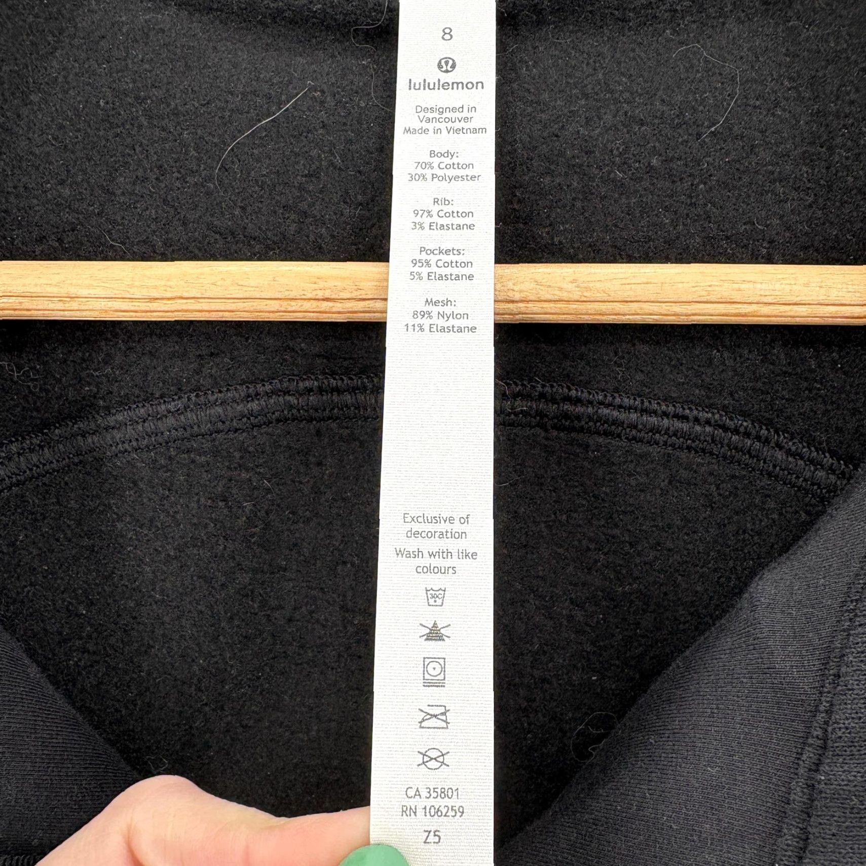 Lululemon Lululemon Scuba Hoodie Sweatshirt Womens 8 Black Full Zip Fleece Jacket Travel Size M / US 6-8 / IT 42-44 - 4 Thumbnail