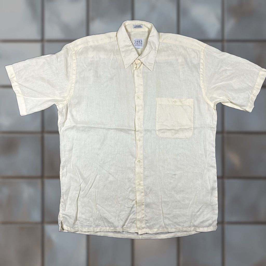 Saks Fifth Avenue VINTAGE Saks Fifth Avenue Button-Up Shirt Men’s Large Beige 100% Linen Short Sleeve Mens Regular L Beige 90s Size US L / EU 52-54 / 3 - 1 Thumbnail
