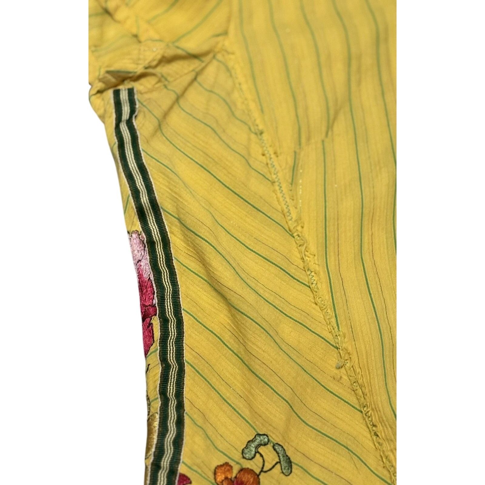 Other 3J Workshop Yellow button down “Amore” embroidered details Size L / US 10 / IT 46 - 11 Thumbnail