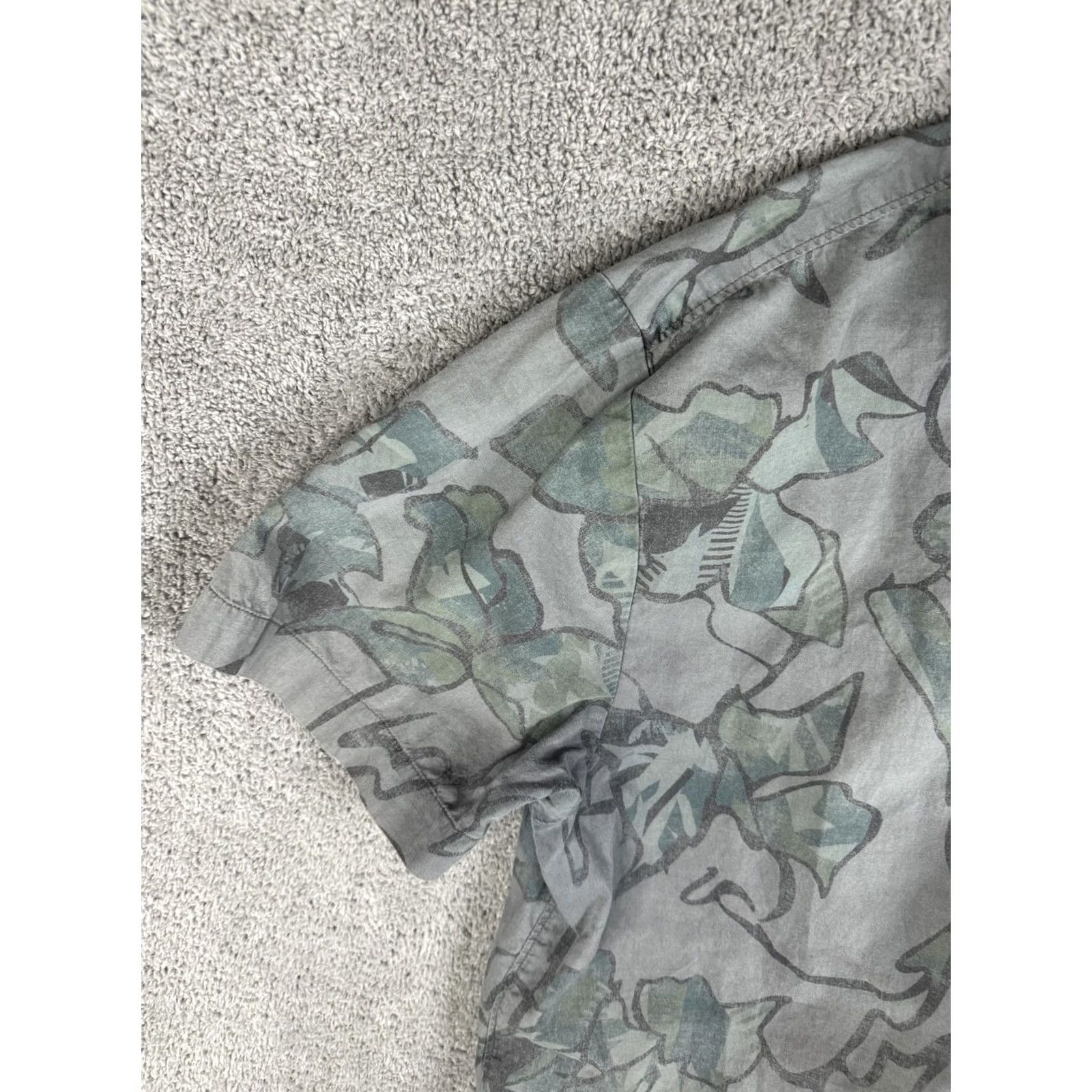Prana prAna Shirt Mens XL Gray Green Floral Button Up Short Sleeve Lightweight Hiking Size US XL / EU 56 / 4 - 2 Thumbnail