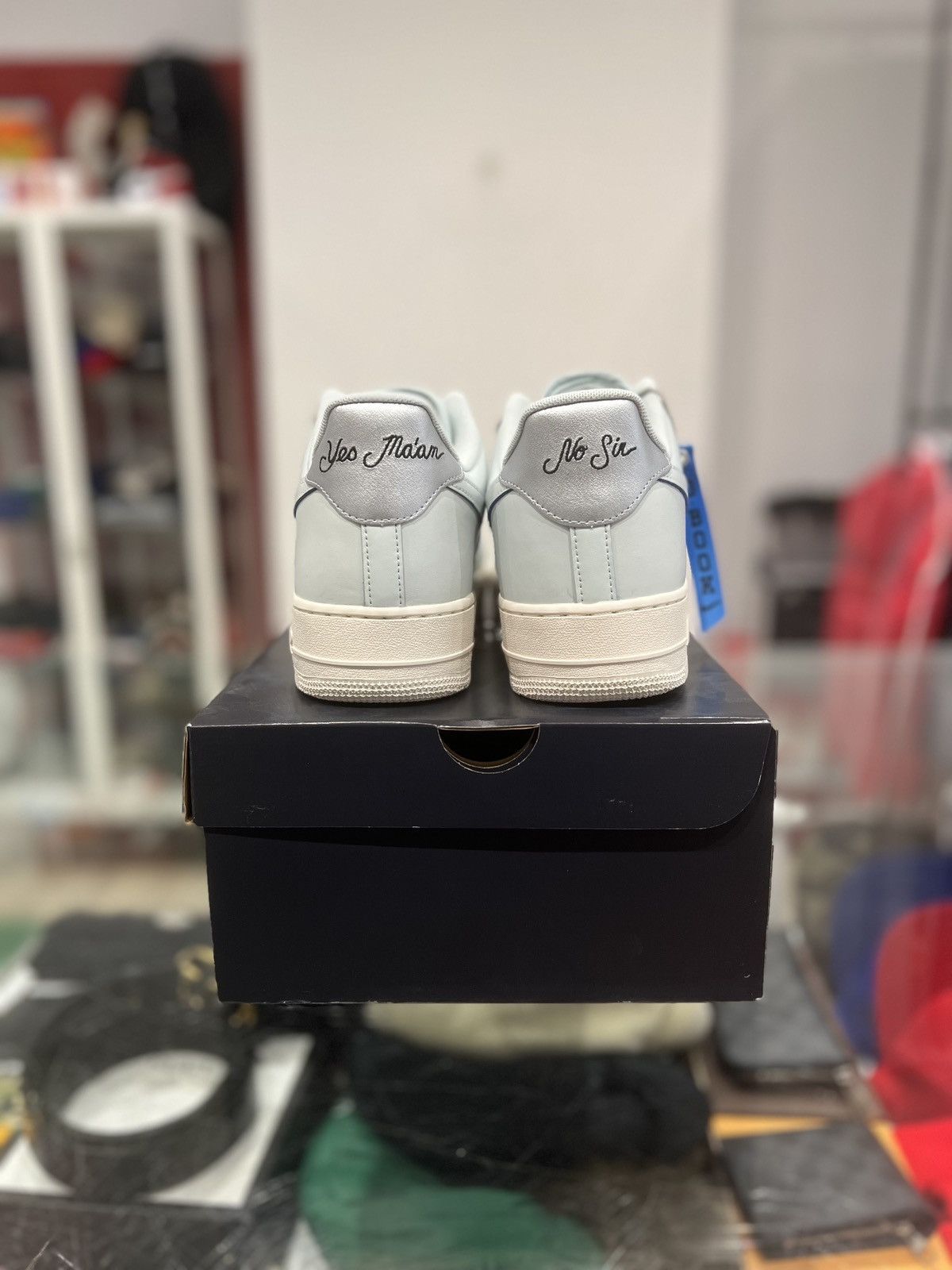 Nike Nike Air Force 1 Low Devin Booker Size: 13 Size US 13 / EU 46 - 4 Thumbnail