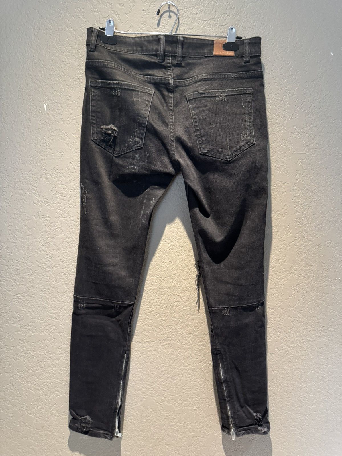Crysp Denim Crysp Denim Distressed Black Thrashed Zippee Skinny Jeans Size US 30 / EU 46 - 2 Thumbnail