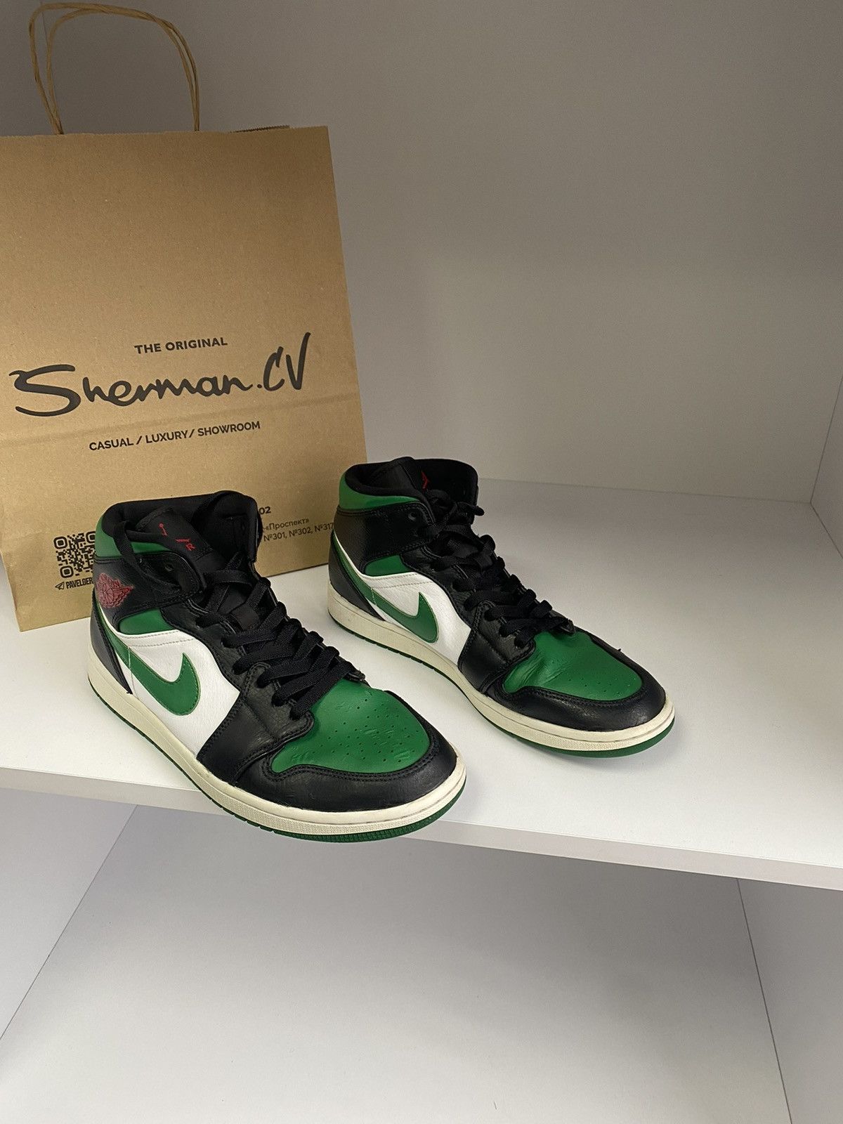 Nike × Vintage Vintage Nike Air Jordan 1 Mid Pine Green Black Size US 10 / EU 43 - 11 Thumbnail