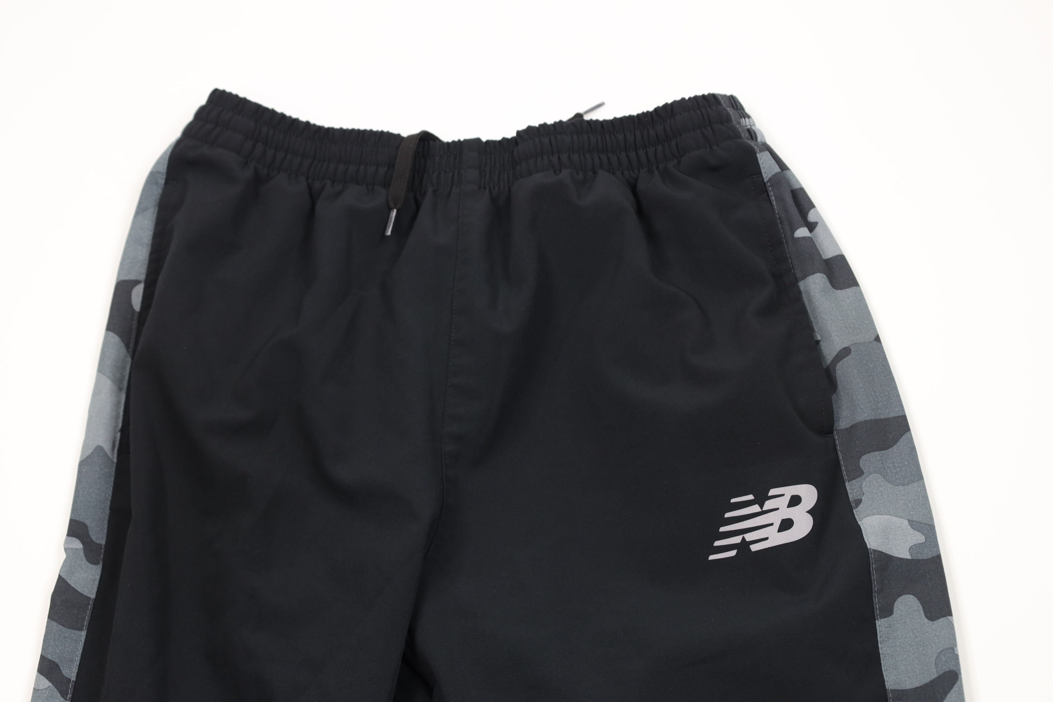 New Balance Vintage Y2K New Balance Logo Camouflage Tapered Leg Pants Size US 36 / EU 52 - 2 Thumbnail