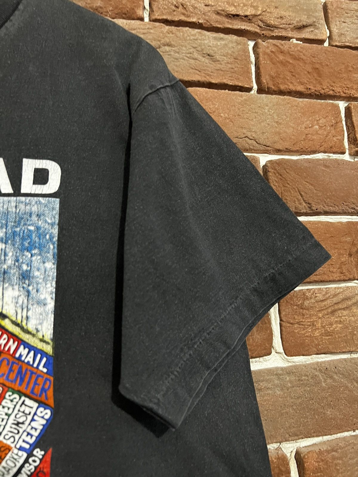 Band Tees Rare Vintage 00s Radiohead Hail To Thief Tshirt Rock Band L Size US L / EU 52-54 / 3 - 4 Thumbnail