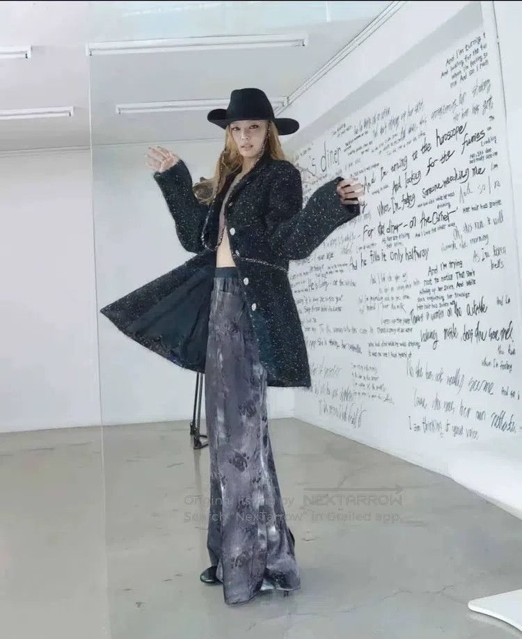 Chanel Chanel Black glitter diamond buckle lapel jacket Size XS / US 0-2 / IT 36-38 - 9 Thumbnail