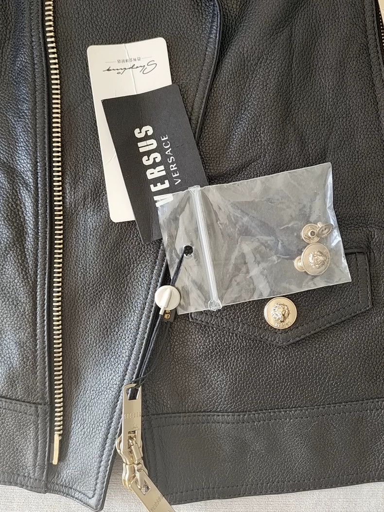 Versace Versace Spring and autumn leather clothes Size US M / EU 48-50 / 2 - 4 Thumbnail