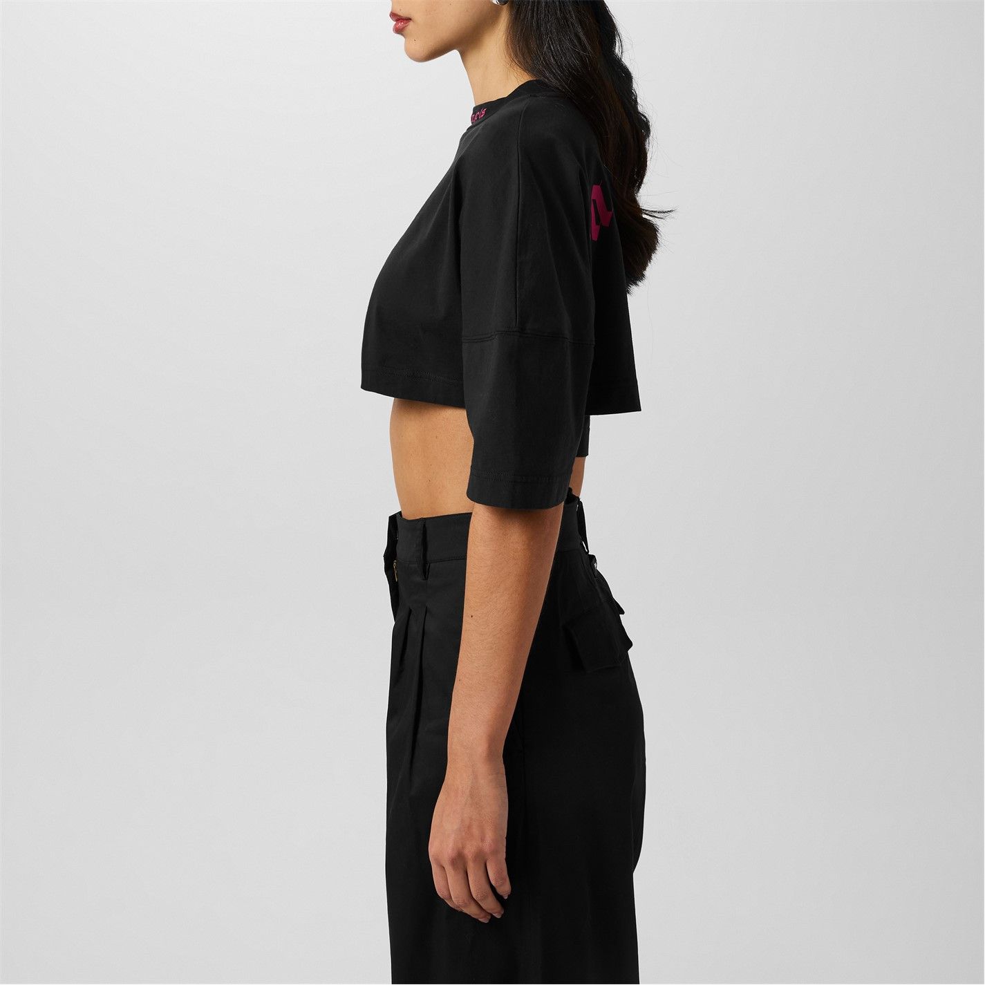 Palm Angels o1g2r1mq0325 Logo Crop T-Shirt in Black Size L / US 10 / IT 46 - 4 Thumbnail