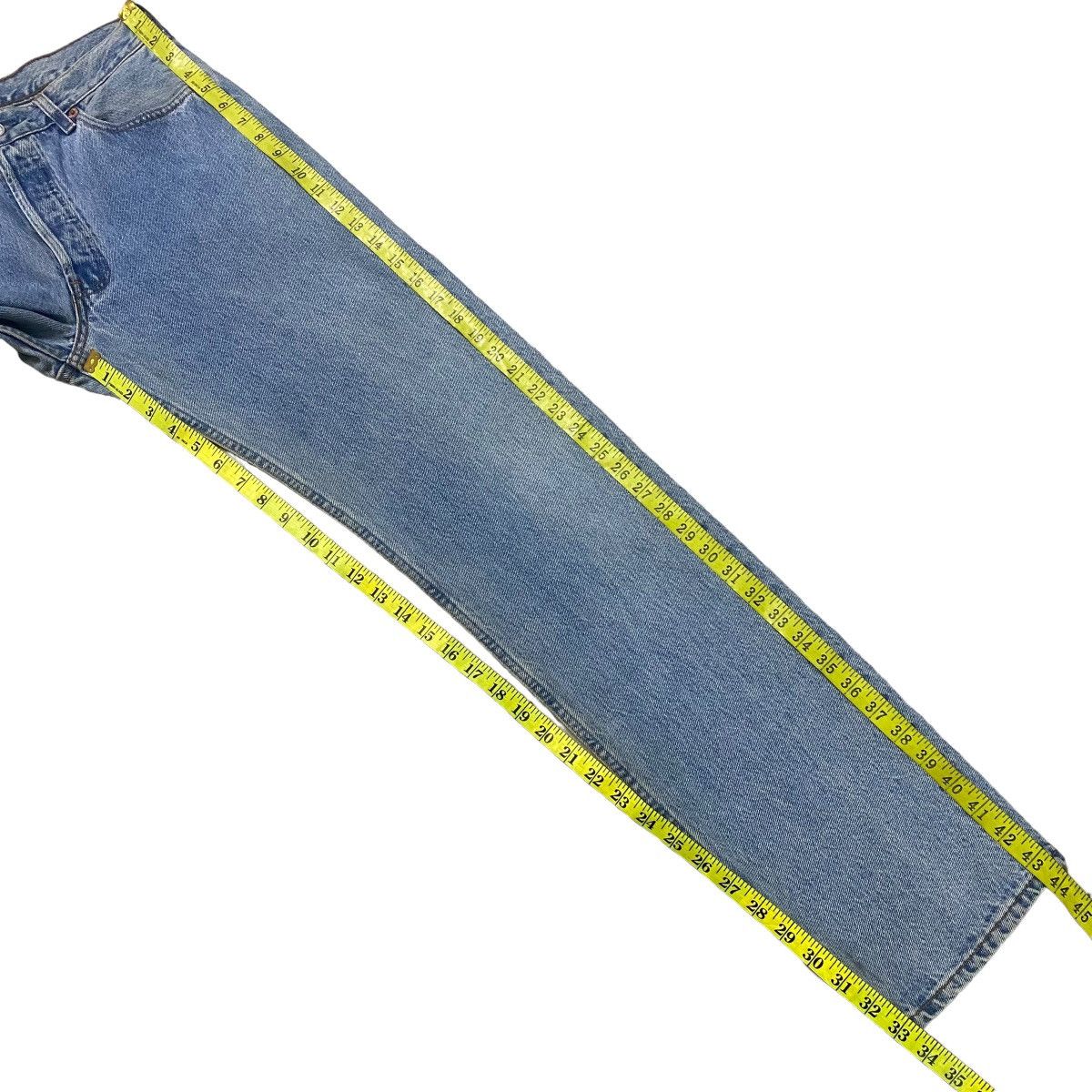 Levi's Vintage Levis 501 Light Blue Jeans Made in USA Size US 29 - 8 Thumbnail