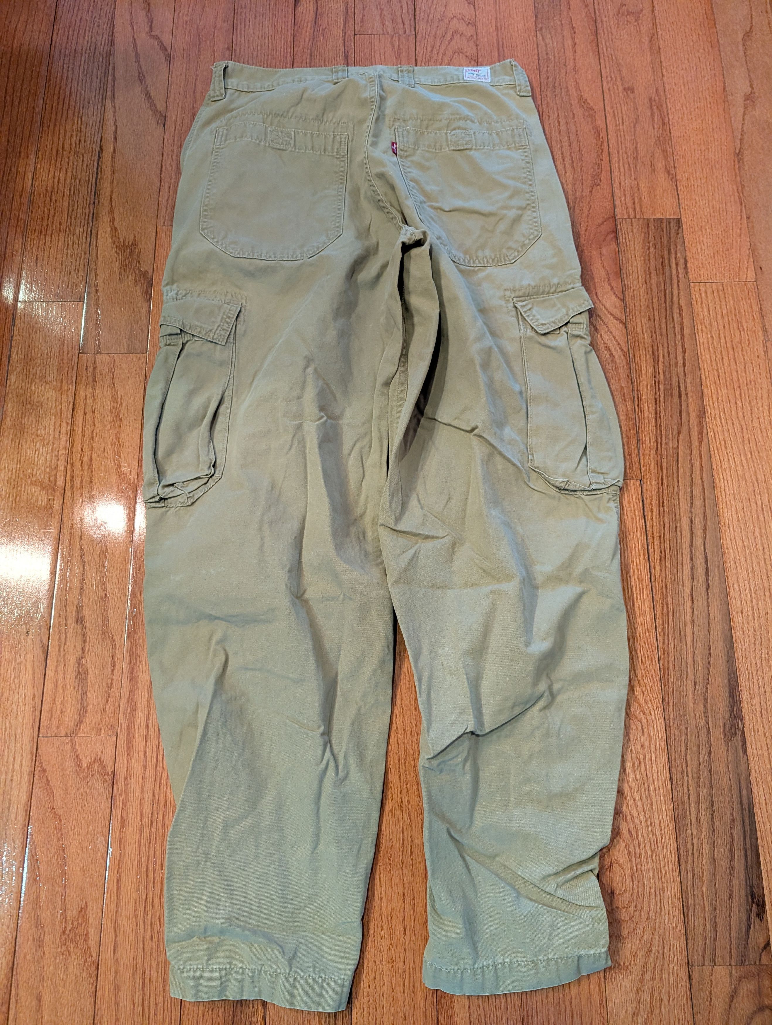 Levi's Levi’s 541 Athletic Taper Cargo Pants Khaki Tan Men’s 33x34 Size US 33 - 1 Thumbnail