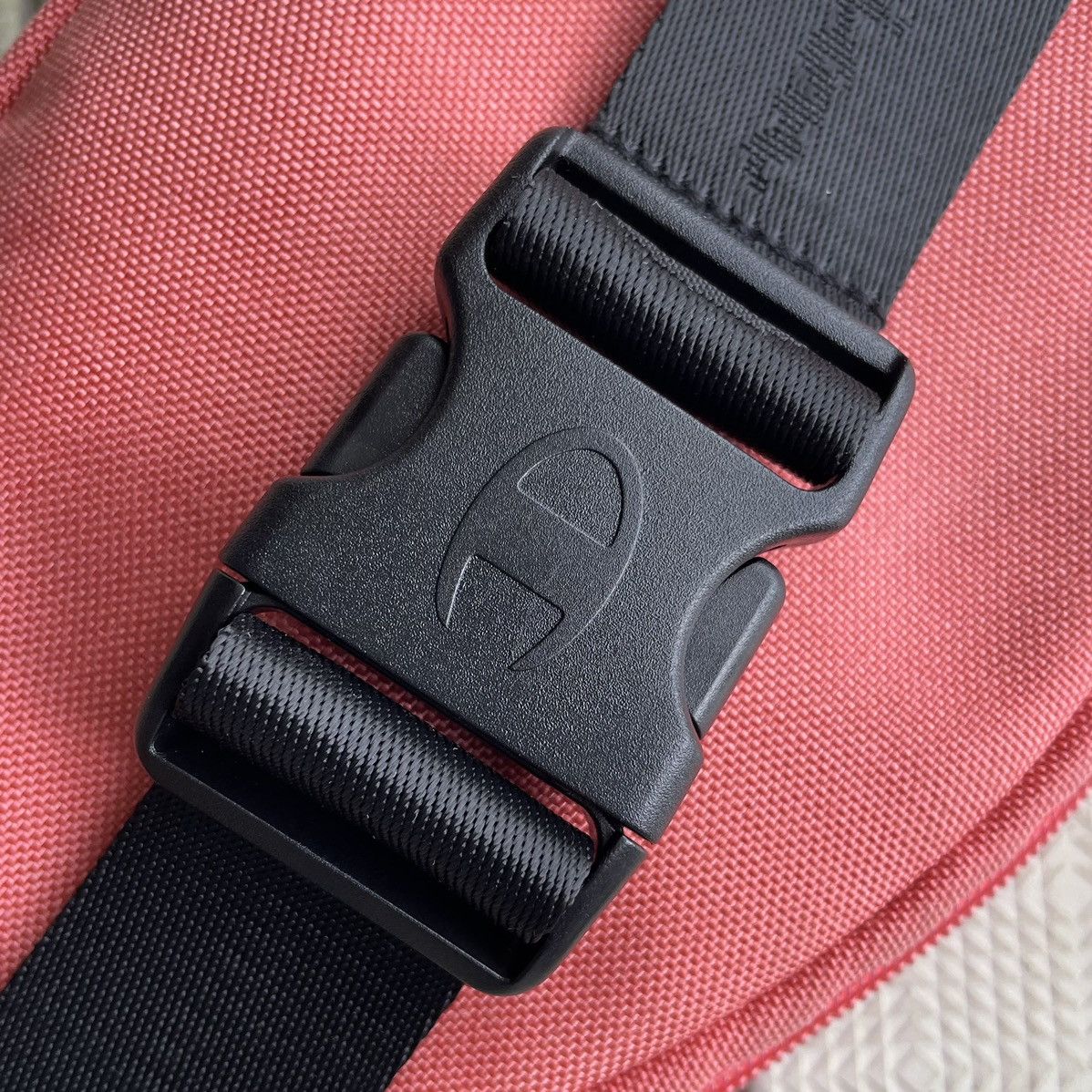 Champion Champion Furry Front Signature Waist Bag Size ONE SIZE - 10 Thumbnail