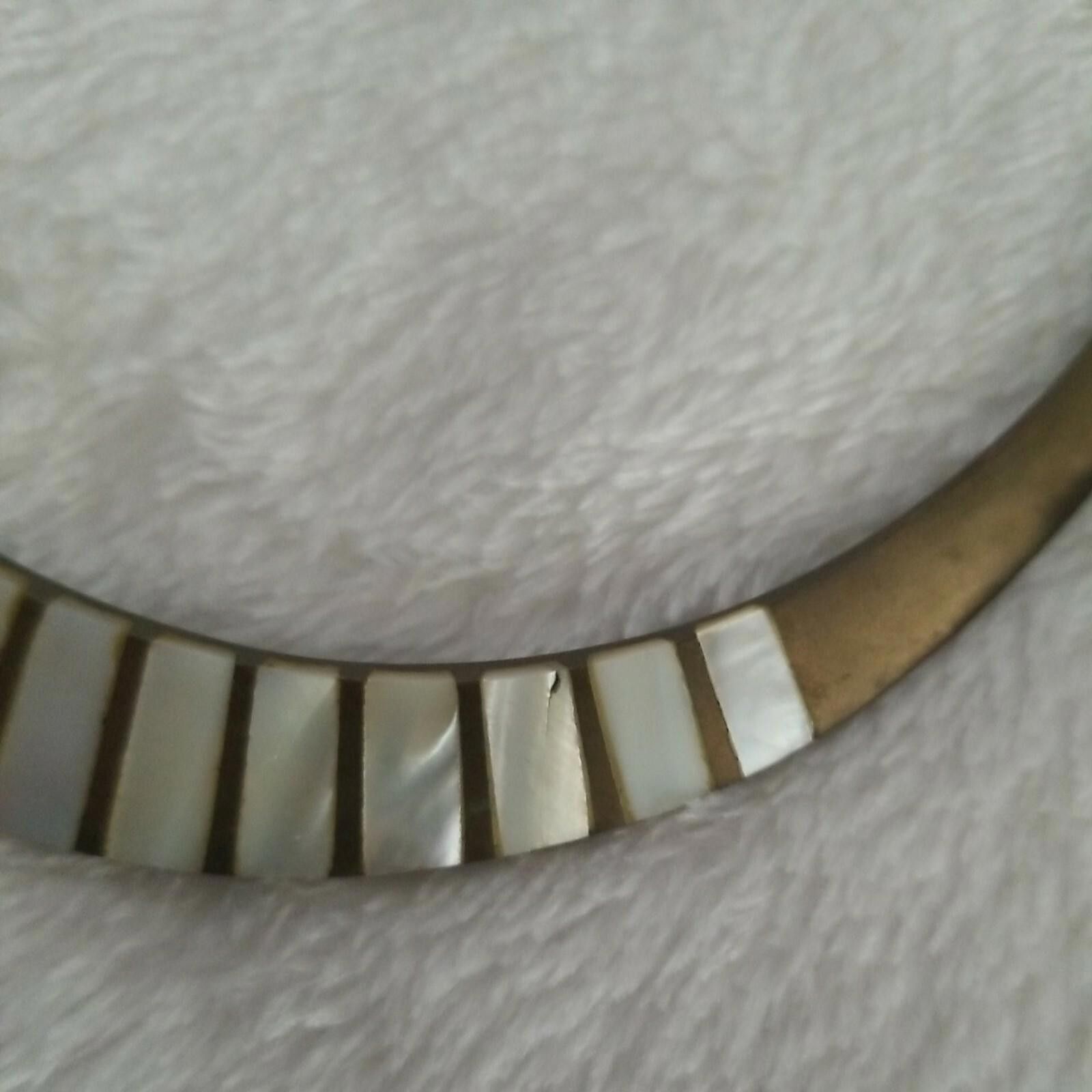 The Unbranded Brand Vtg Brass Tribal Necklace and Queen Nefertiti Cuff Bracelet Size ONE SIZE - 6 Thumbnail