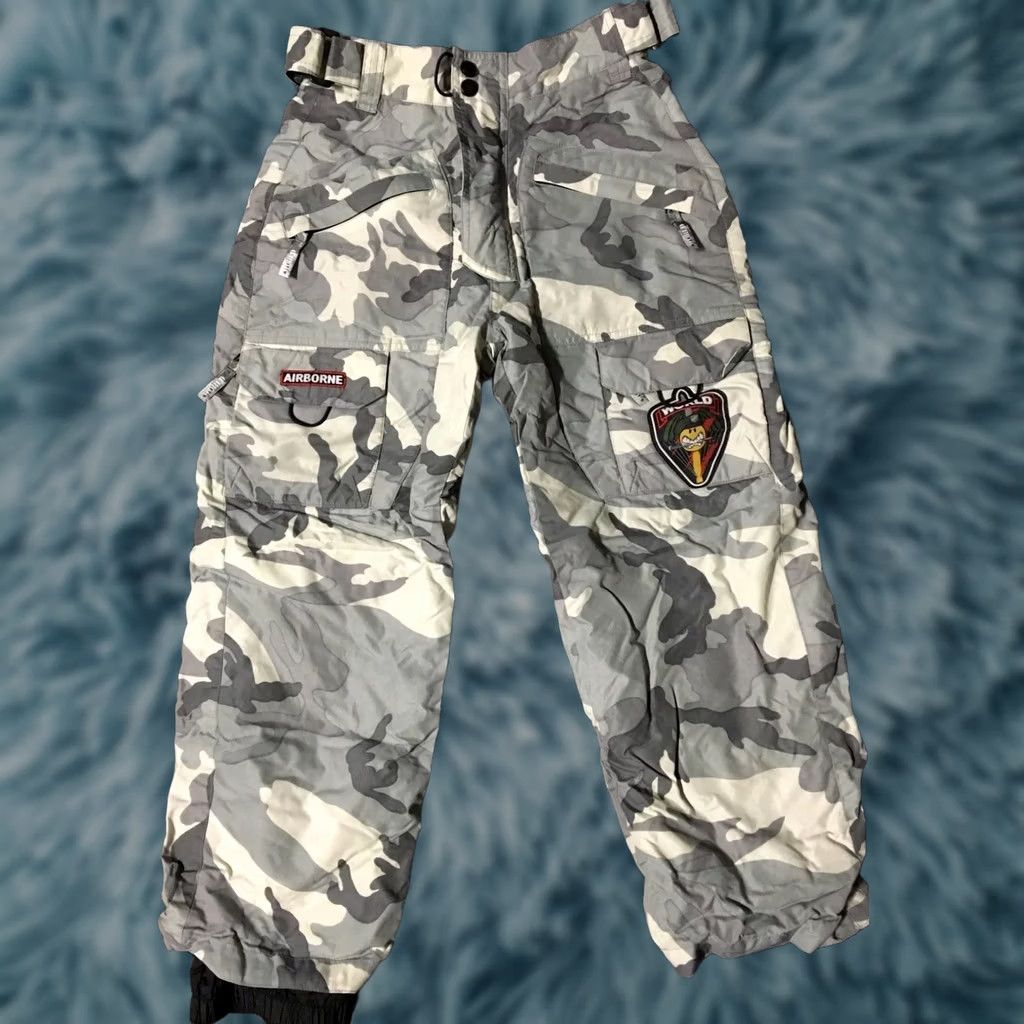 World Industries VINTAGE World Industries Snow Camo Pants Ski Skateboards S 90s Mens Size US 29 - 1 Thumbnail