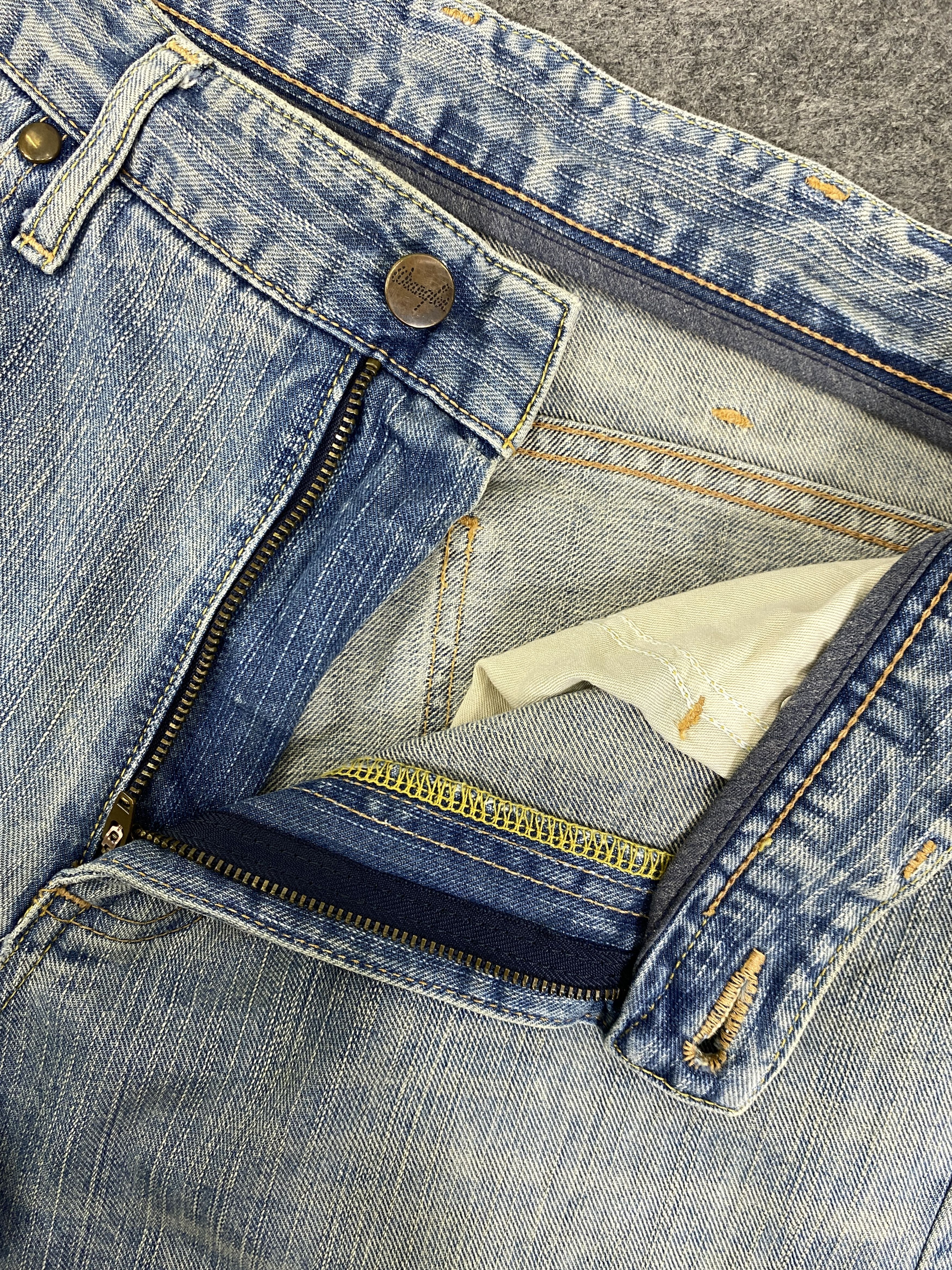 Japanese Brand Light Wash Vintage Wrangler Flare 34x30.5 Denim - JN3320 Size US 34 / EU 50 - 6 Thumbnail
