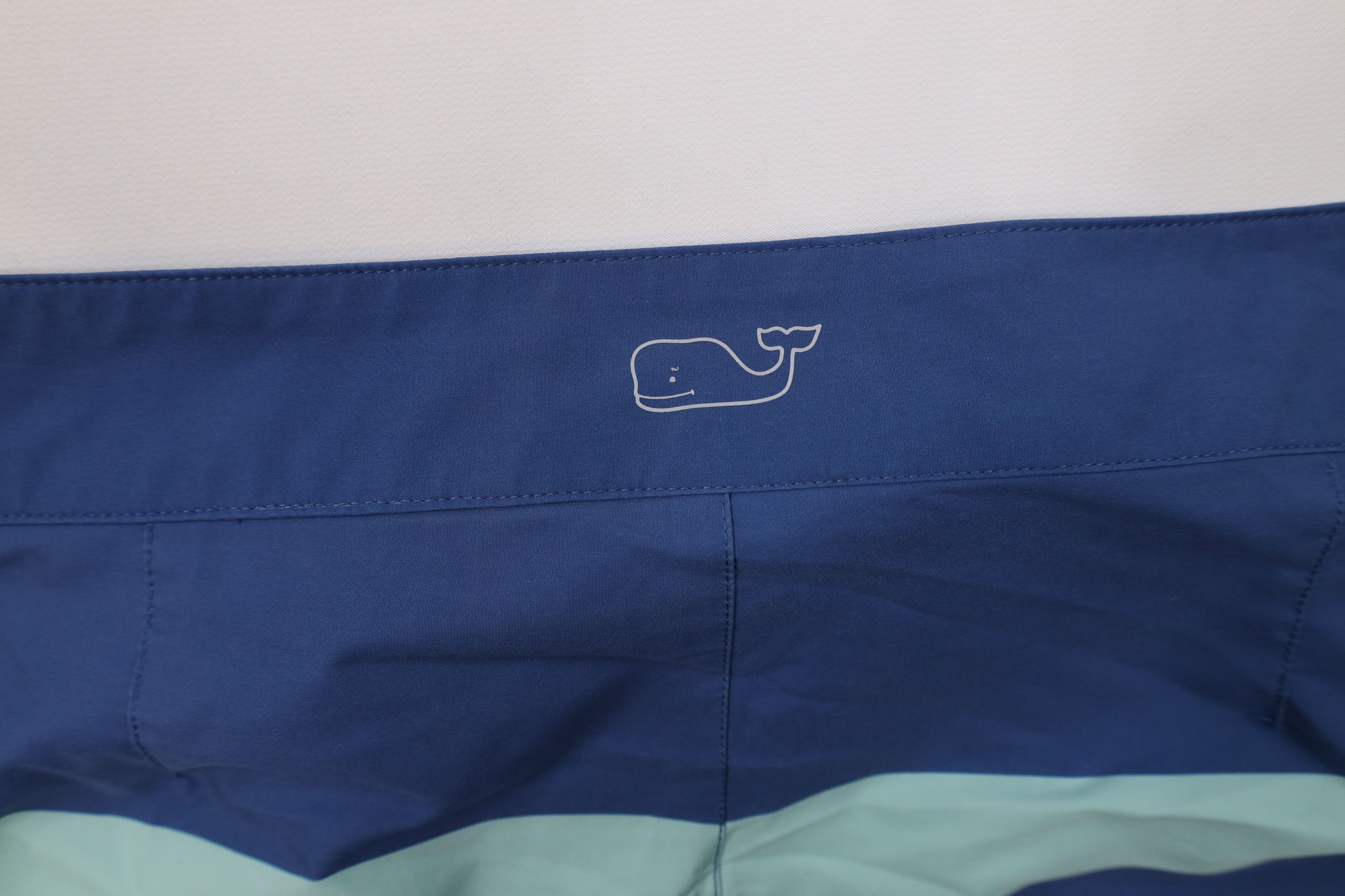 Vineyard Vines Vineyard Vines Color Block Swimming Board Shorts Trunk Size US 38 / EU 54 - 12 Thumbnail