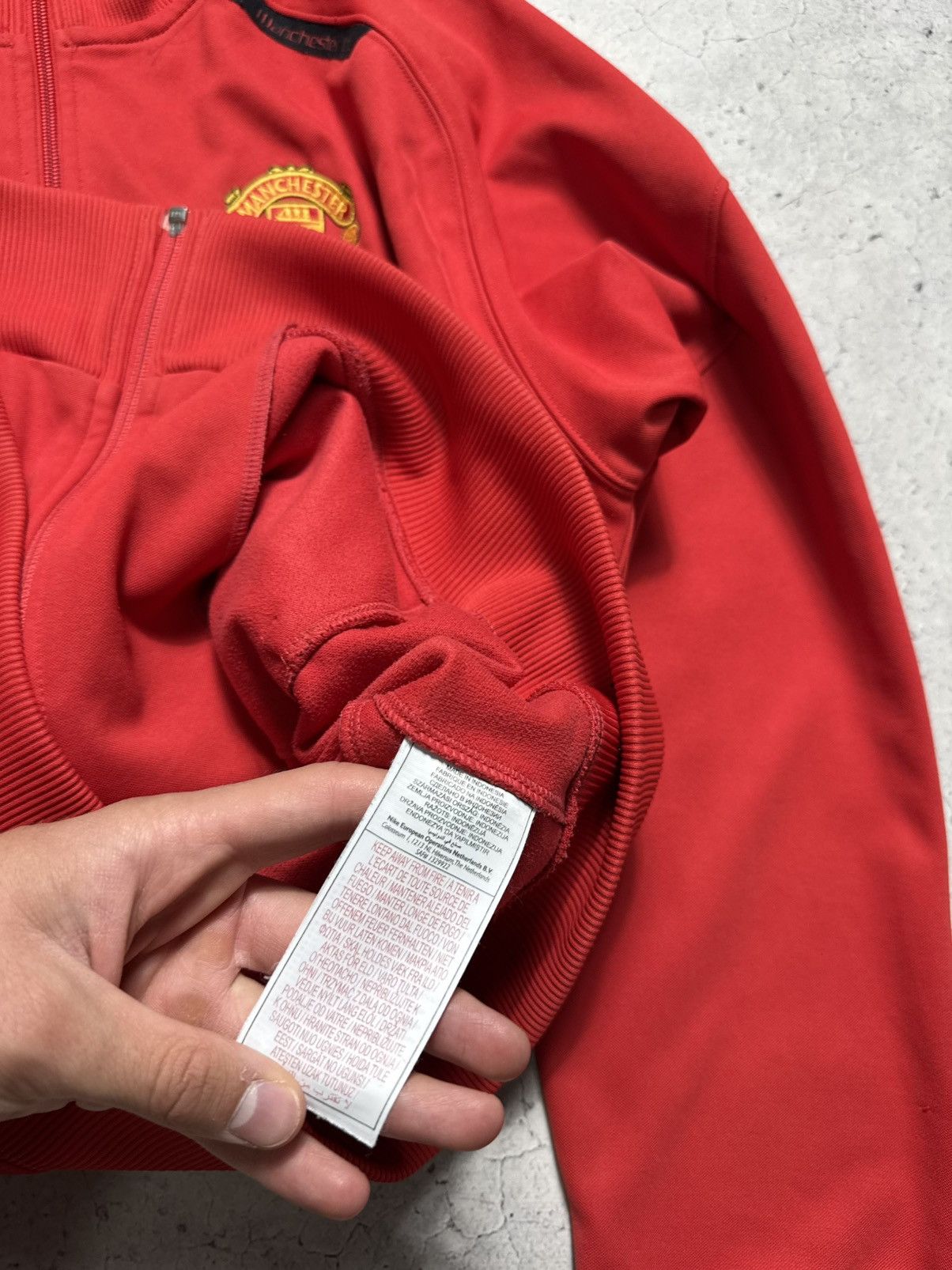 Nike Nike FC Manchester United Full Zip Football Jacket Vintage Size US L / EU 52-54 / 3 - 11 Thumbnail