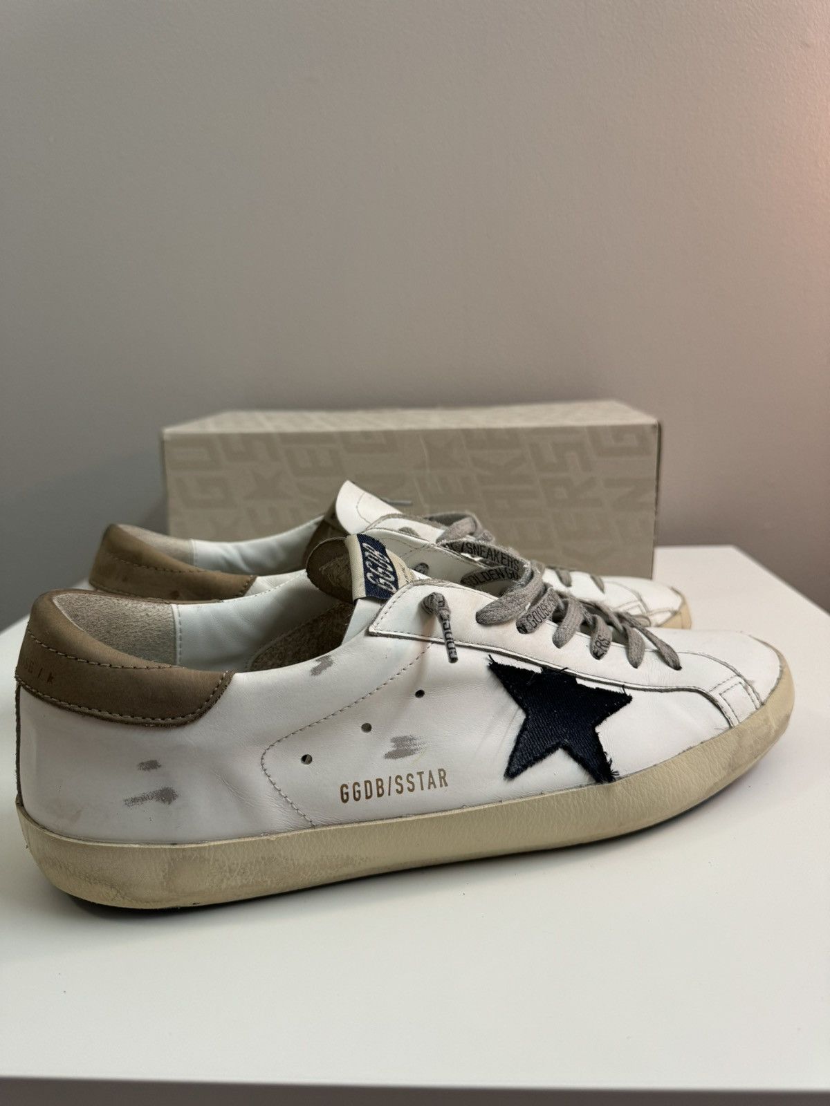 Golden Goose Men's golden goose super-star sneaker Size US 13 / EU 46 - 2 Thumbnail