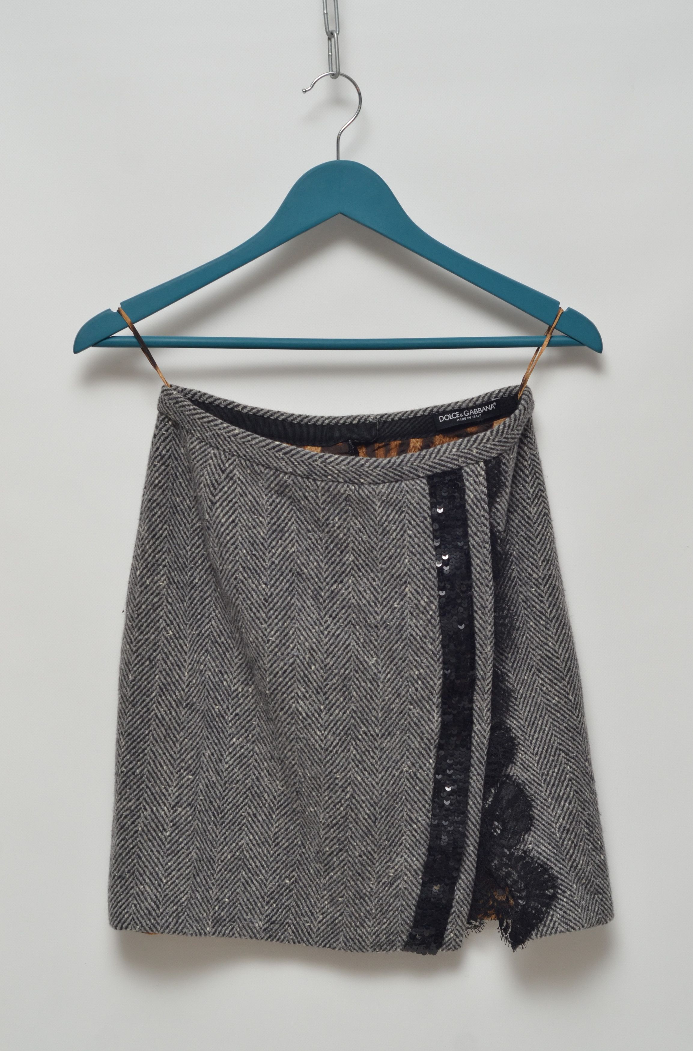 image of Dolce Gabbana x Hype Dolce & Gabbana D&g Luxury Wool Tweed Skirt Made In Italy in Grey, Women's (Si