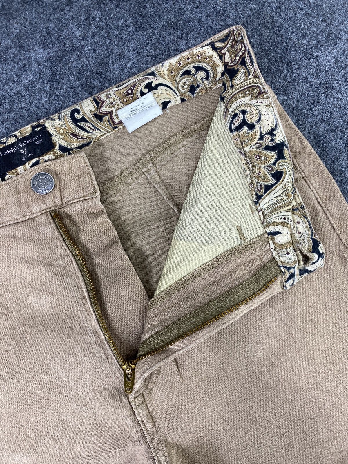 Jean Rudolph Valentino Jeans - J1074 Size US 29 - 7 Thumbnail