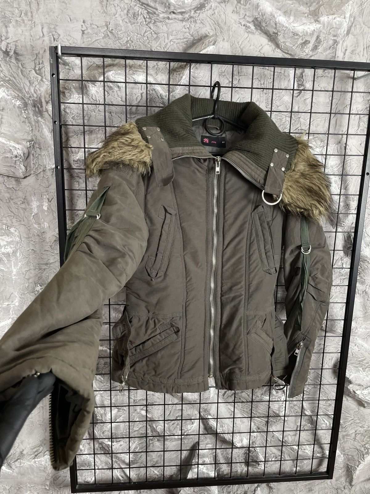 Junya Watanabe VNTG Y2K Fur Bandage Jacket DG LGB GOA Archive Japanese Vibe Size US S / EU 44-46 / 1 - 10 Thumbnail