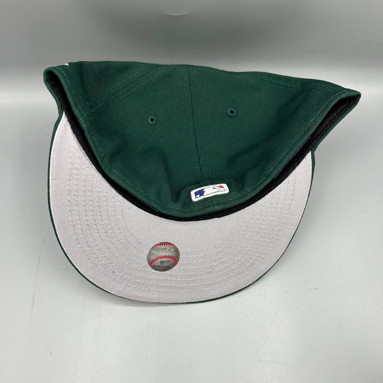 New Era Oakland Athletics Hat Men 7 3/4 World Series MLB Fitted Cap Size ONE SIZE - 5 Thumbnail