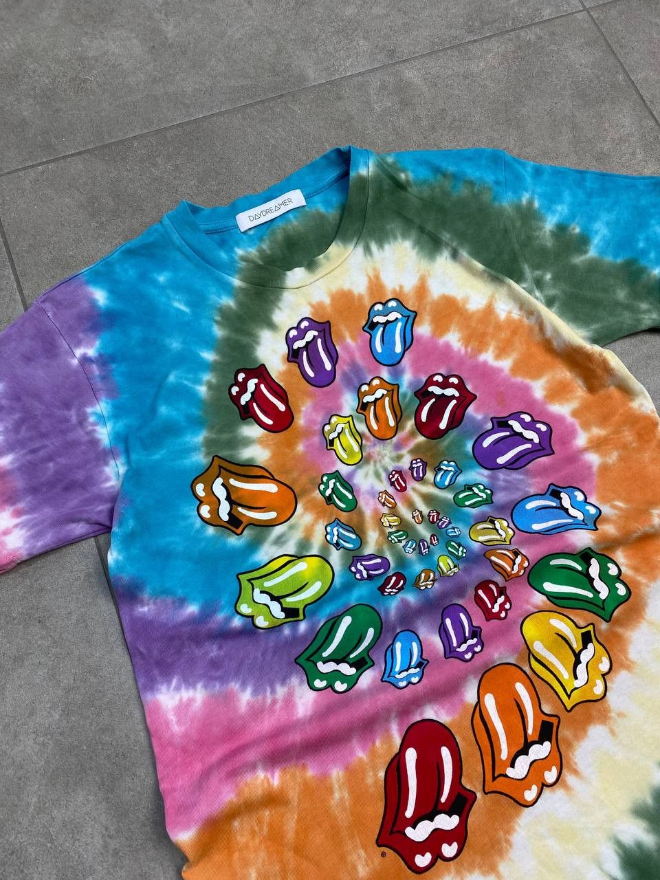 Band Tees Daydreamer 2019 Rolling Stones a Bigger Bang Tie Dye T-Shirt Size US S / EU 44-46 / 1 - 5 Thumbnail