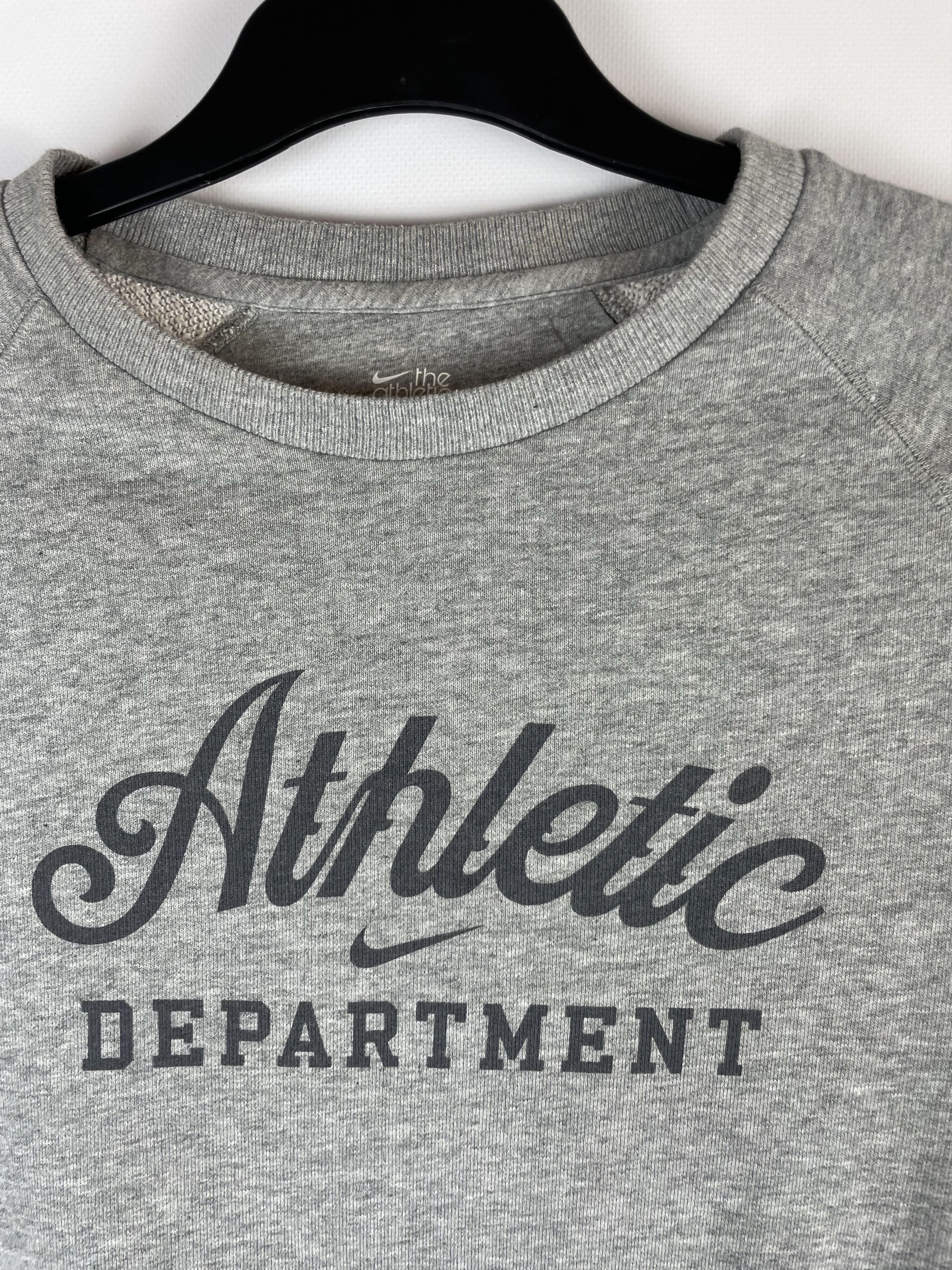 Nike Vintage Nike center sweatshirt Size US M / EU 48-50 / 2 - 4 Thumbnail